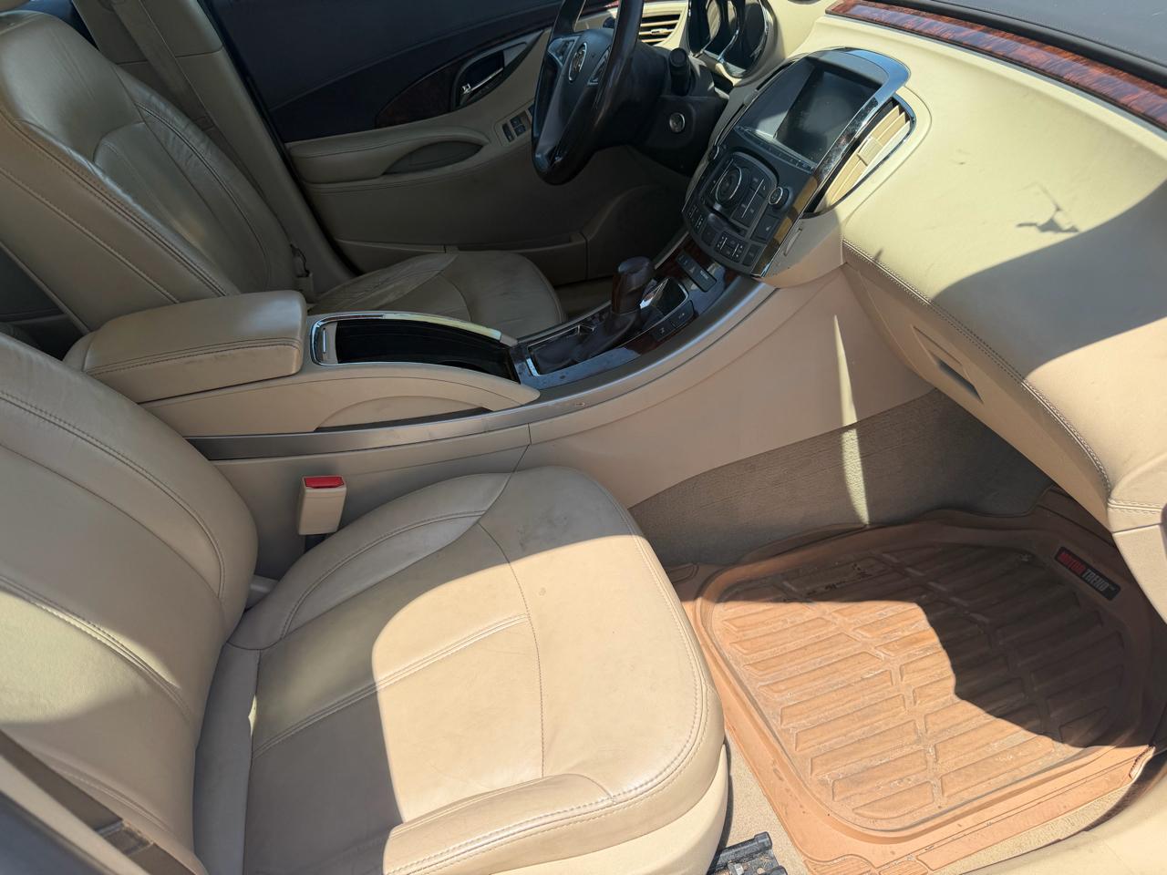 Buick LaCrosse 4dr Sdn Leather FWD 2013