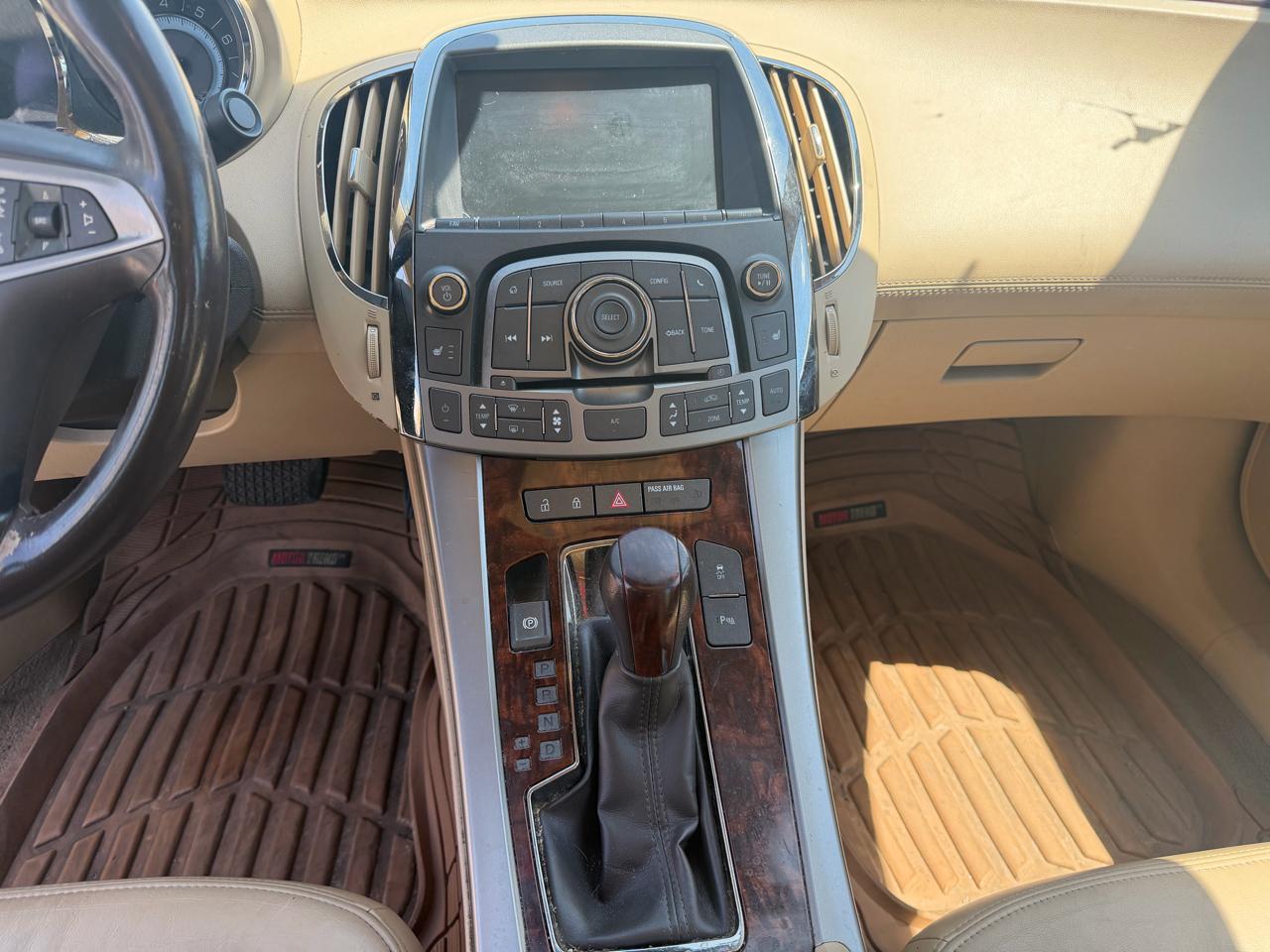 Buick LaCrosse 4dr Sdn Leather FWD 2013