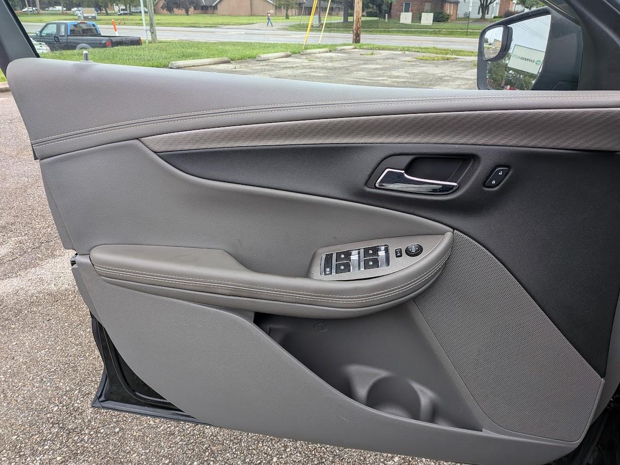 Chevrolet Impala 4dr Sdn LS w/1FL 2017