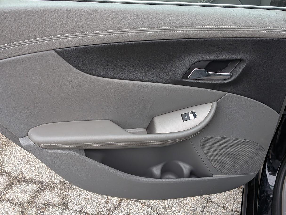 Chevrolet Impala 4dr Sdn LS w/1FL 2017