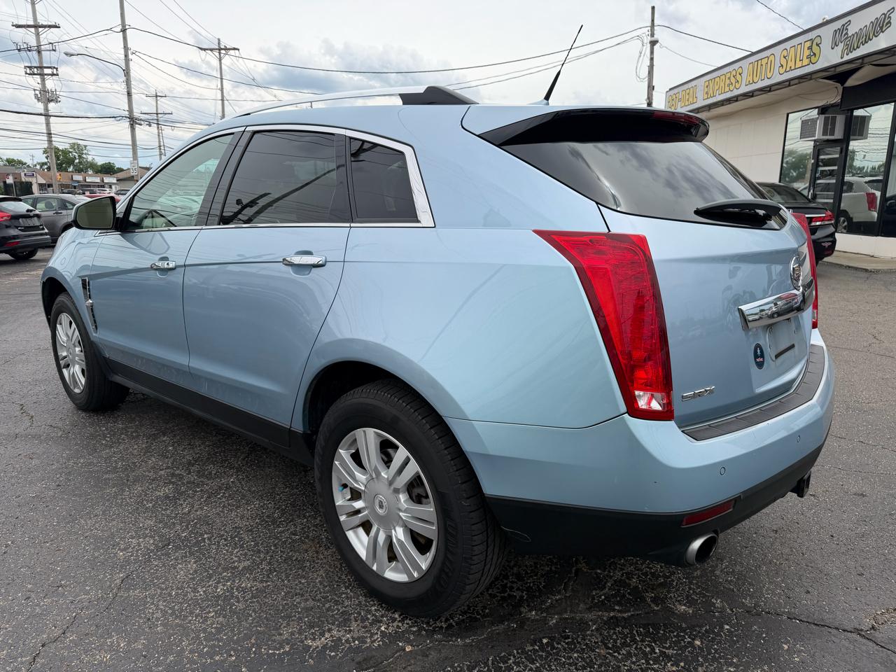 Cadillac SRX FWD 4dr Luxury Collection 2011