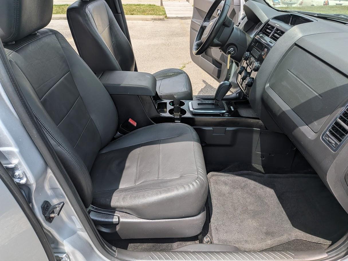 Ford Escape FWD 4dr Limited 2012