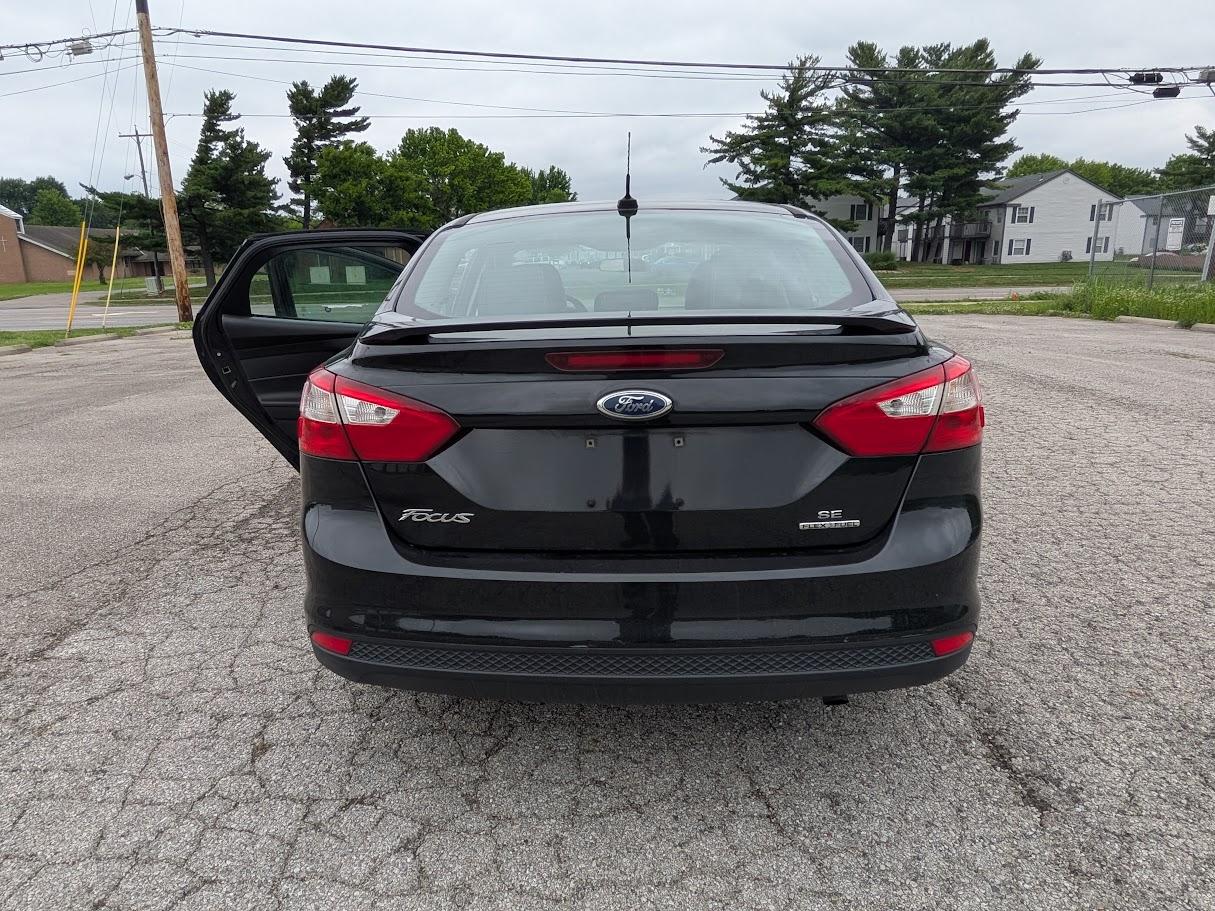 Ford Focus 4dr Sdn SE 2014