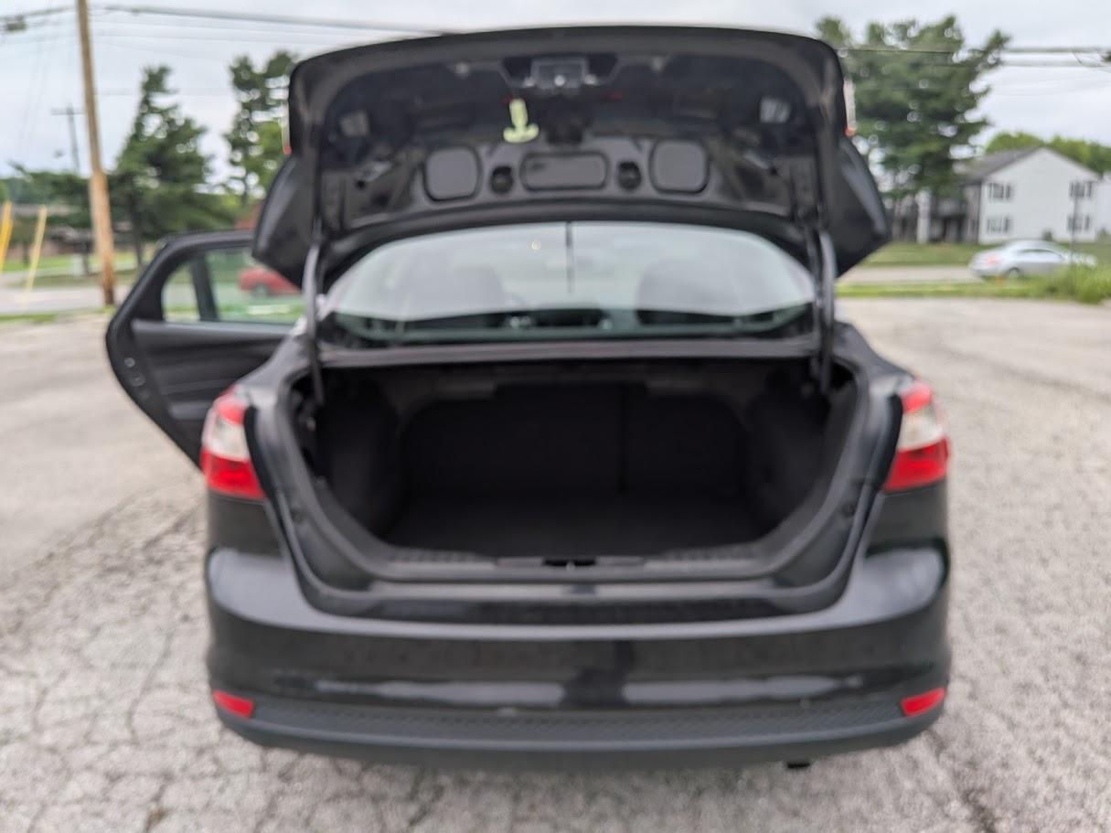 Ford Focus 4dr Sdn SE 2014