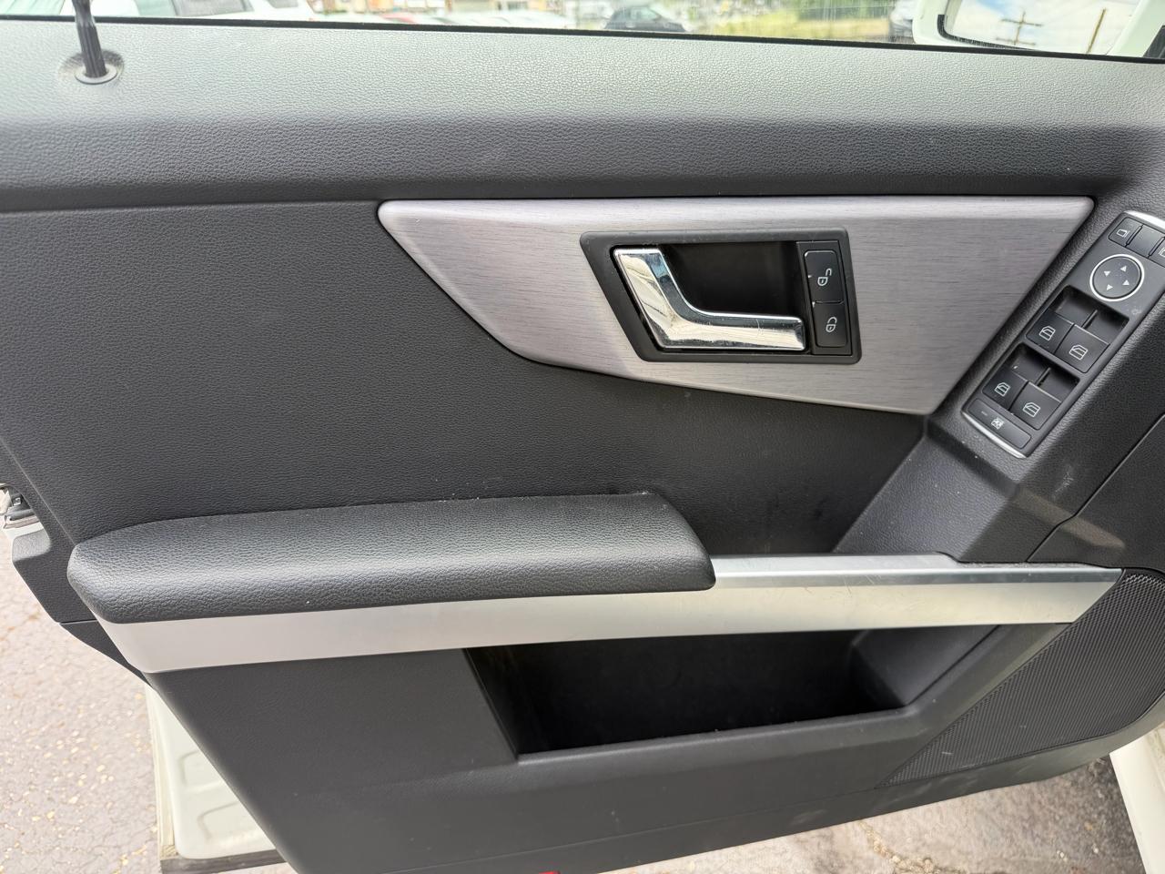 Mercedes-Benz GLK-Class 4MATIC 4dr GLK 350 2011