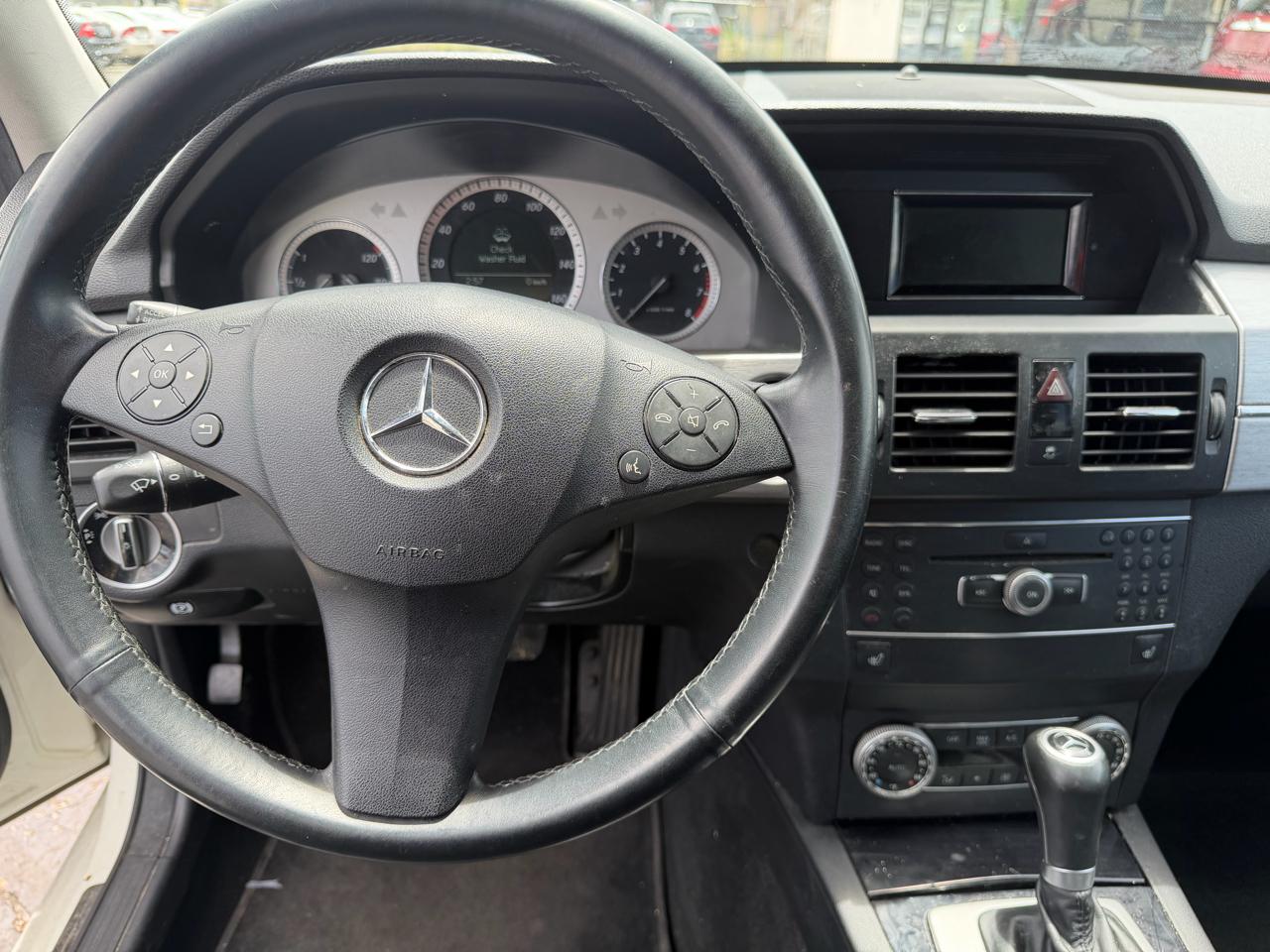 Mercedes-Benz GLK-Class 4MATIC 4dr GLK 350 2011