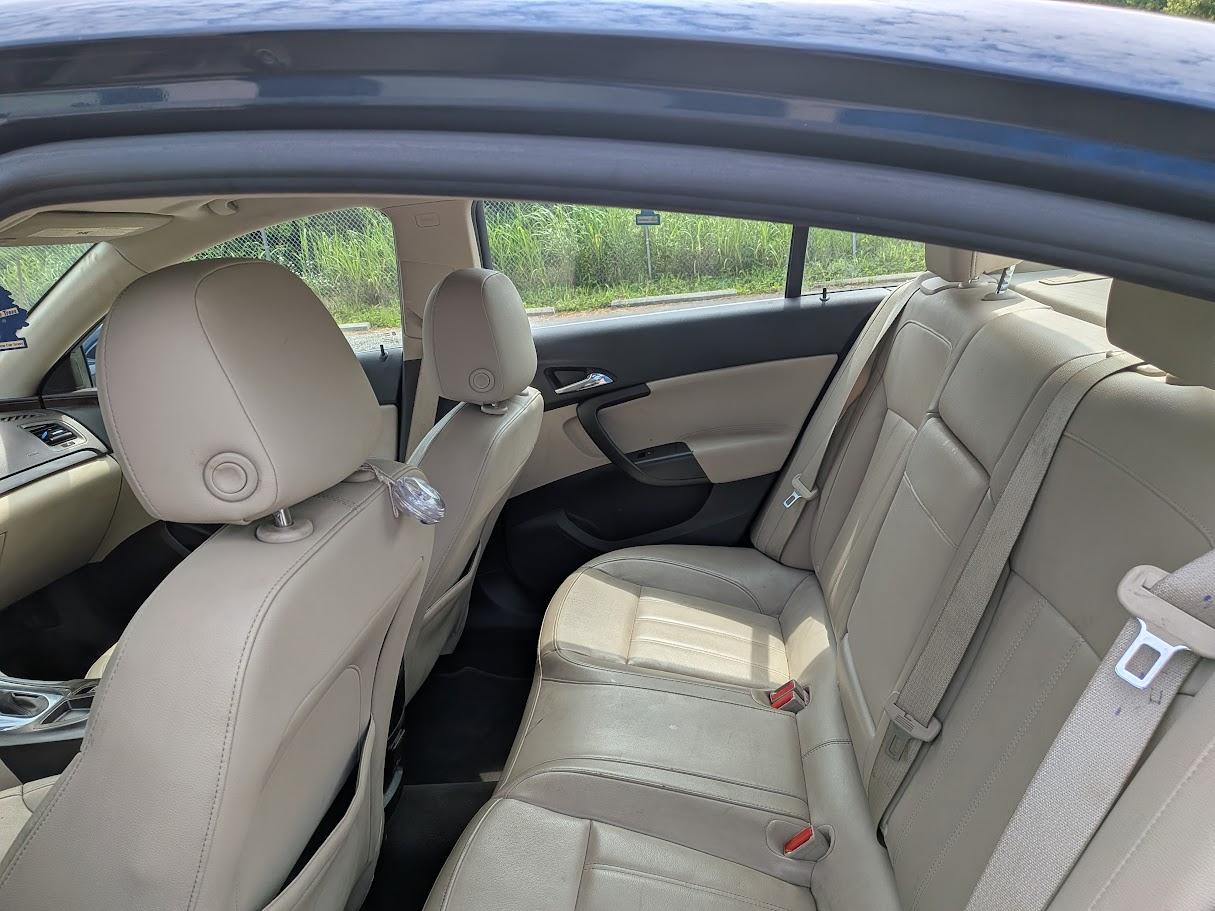 Buick Regal 4dr Sdn CXL RL4 (Russelsheim) *Ltd Avail* 2011