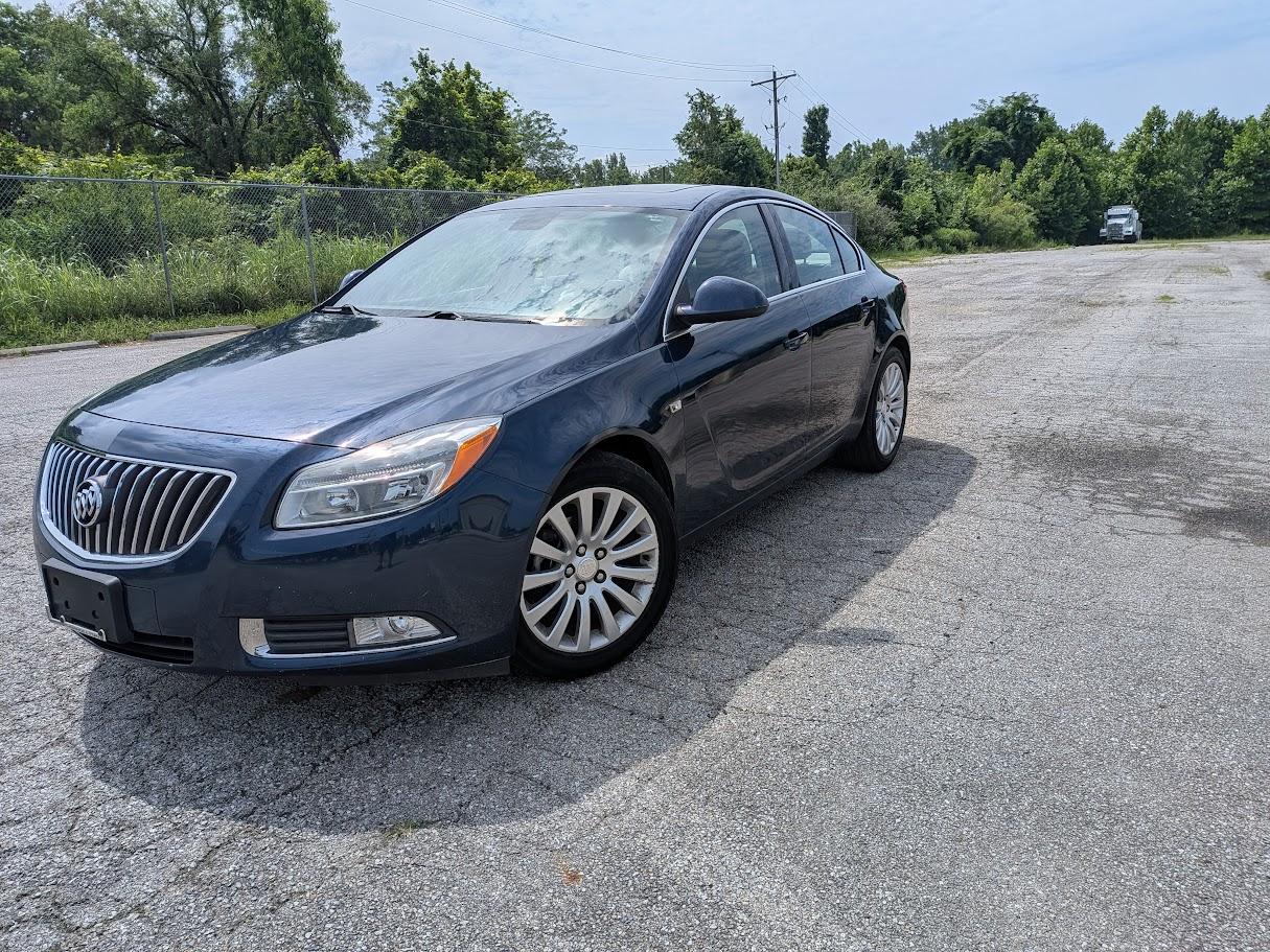 Buick Regal 4dr Sdn CXL RL4 (Russelsheim) *Ltd Avail* 2011