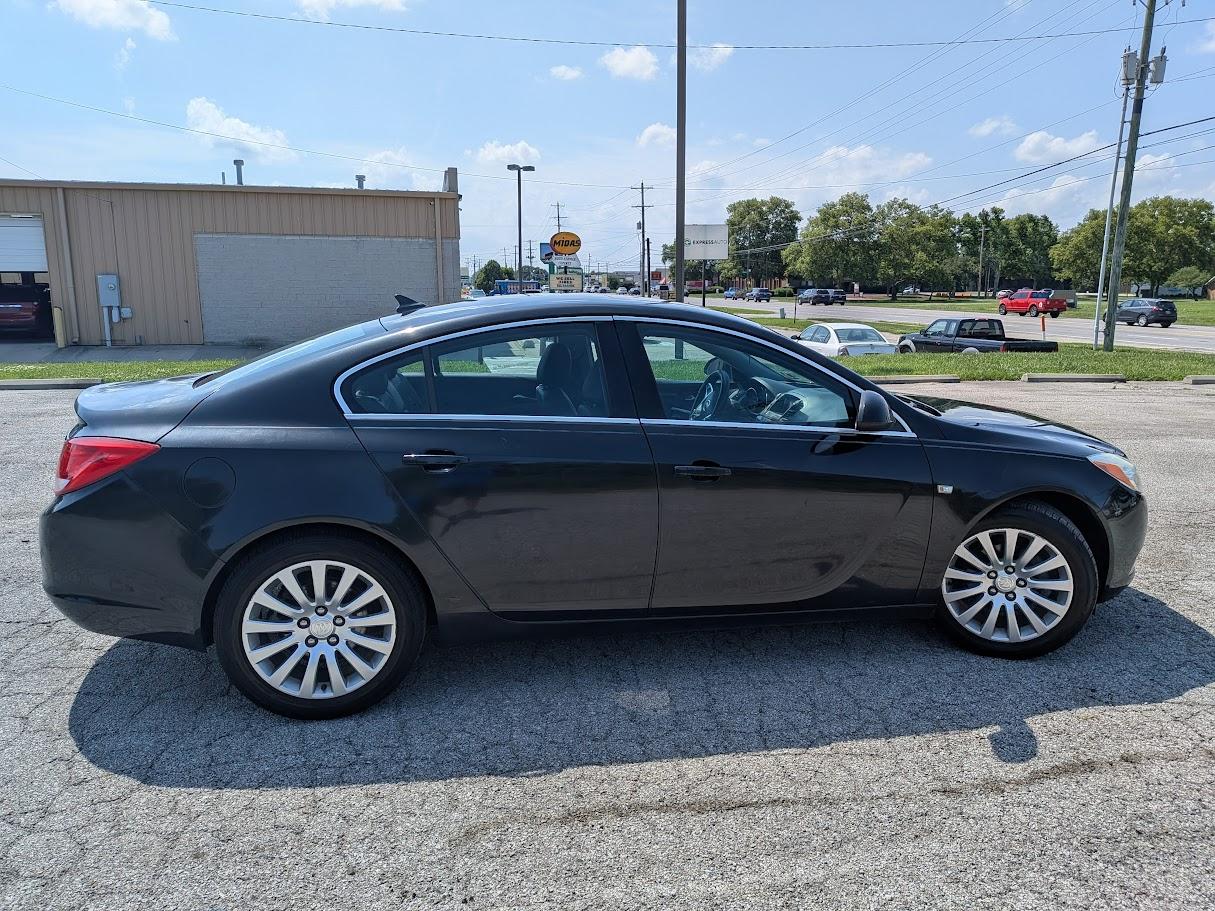 Buick Regal 4dr Sdn CXL RL6 (Russelsheim) *Ltd Avail* 2011