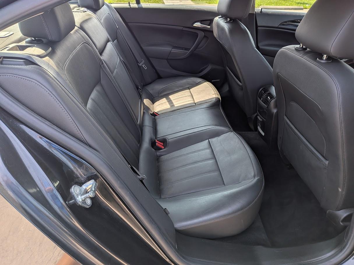 Buick Regal 4dr Sdn CXL RL6 (Russelsheim) *Ltd Avail* 2011