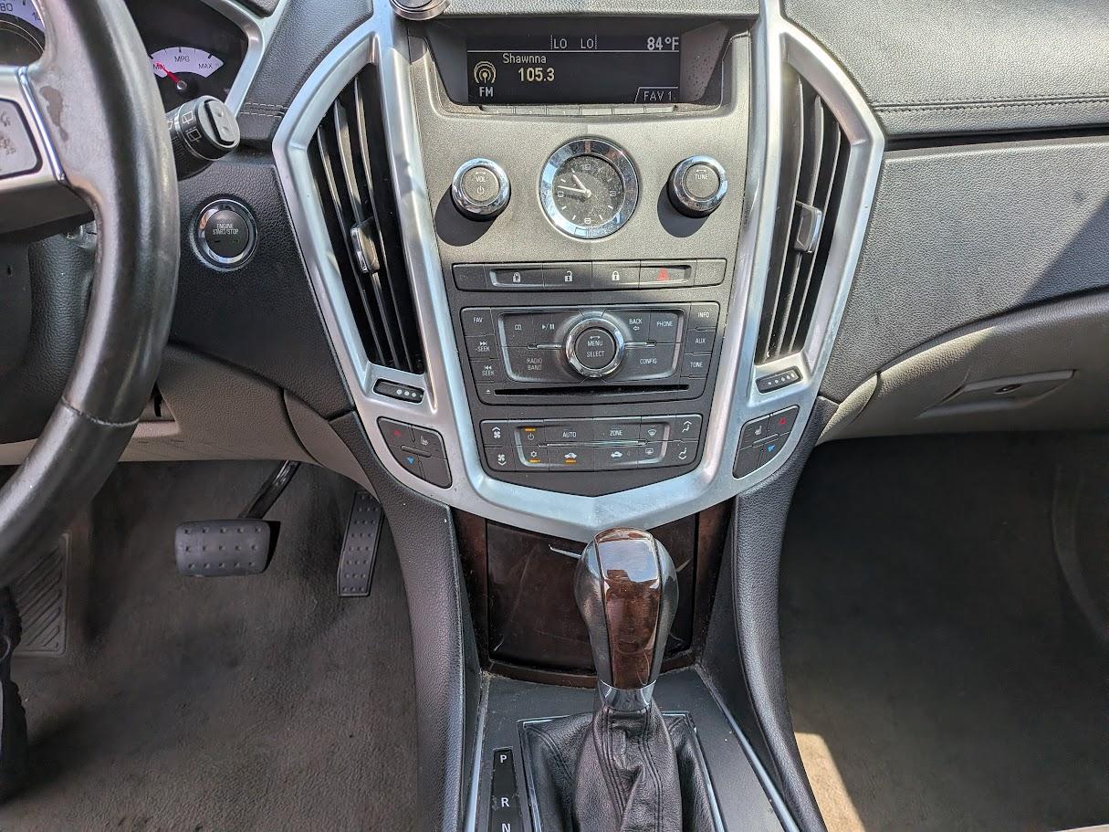 Cadillac SRX FWD 4dr Luxury Collection 2011