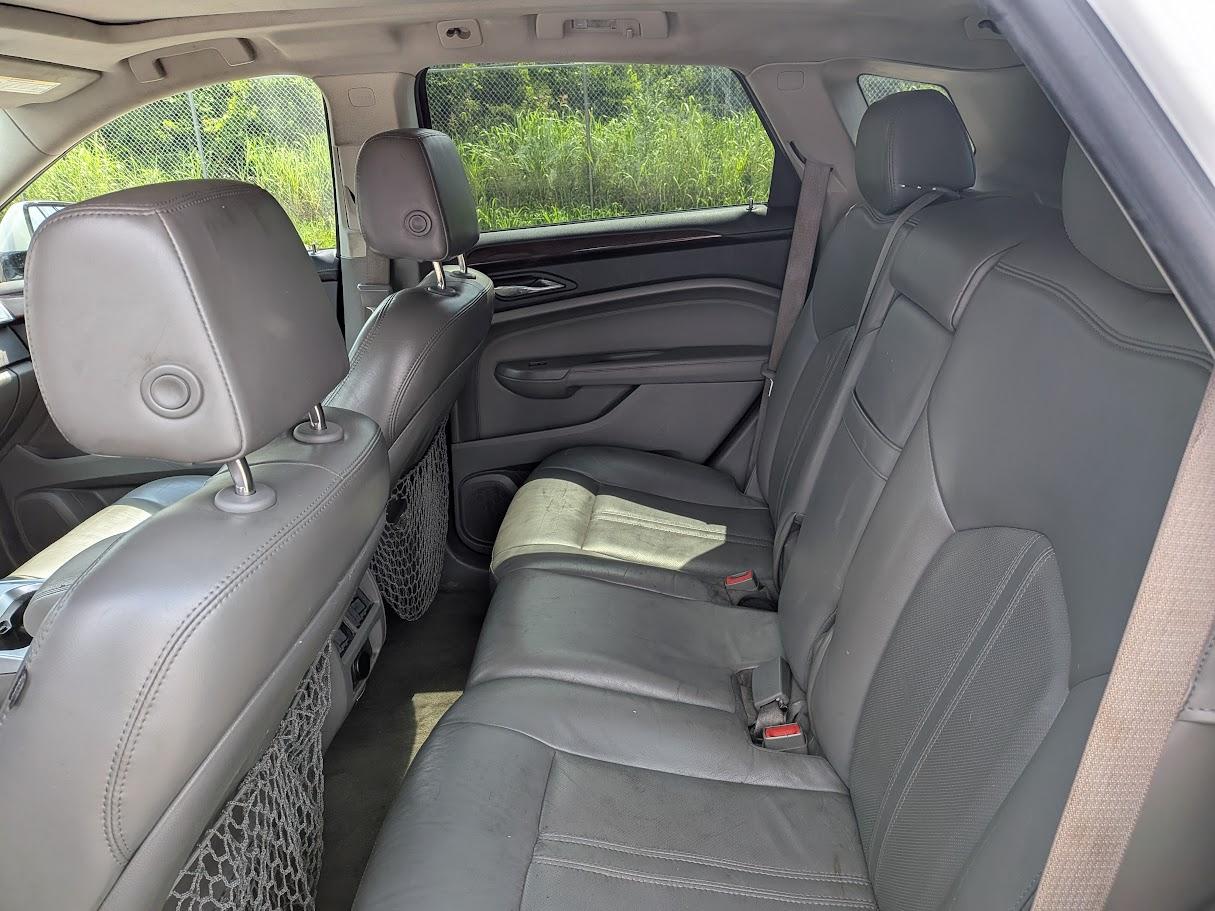Cadillac SRX FWD 4dr Luxury Collection 2011