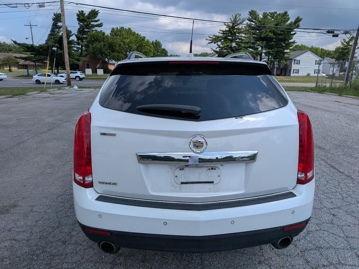Cadillac SRX FWD 4dr Luxury Collection 2011