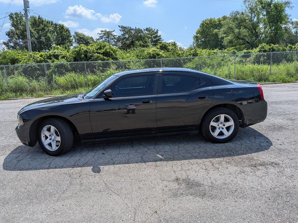 Dodge Charger 4dr Sdn SE RWD 2009