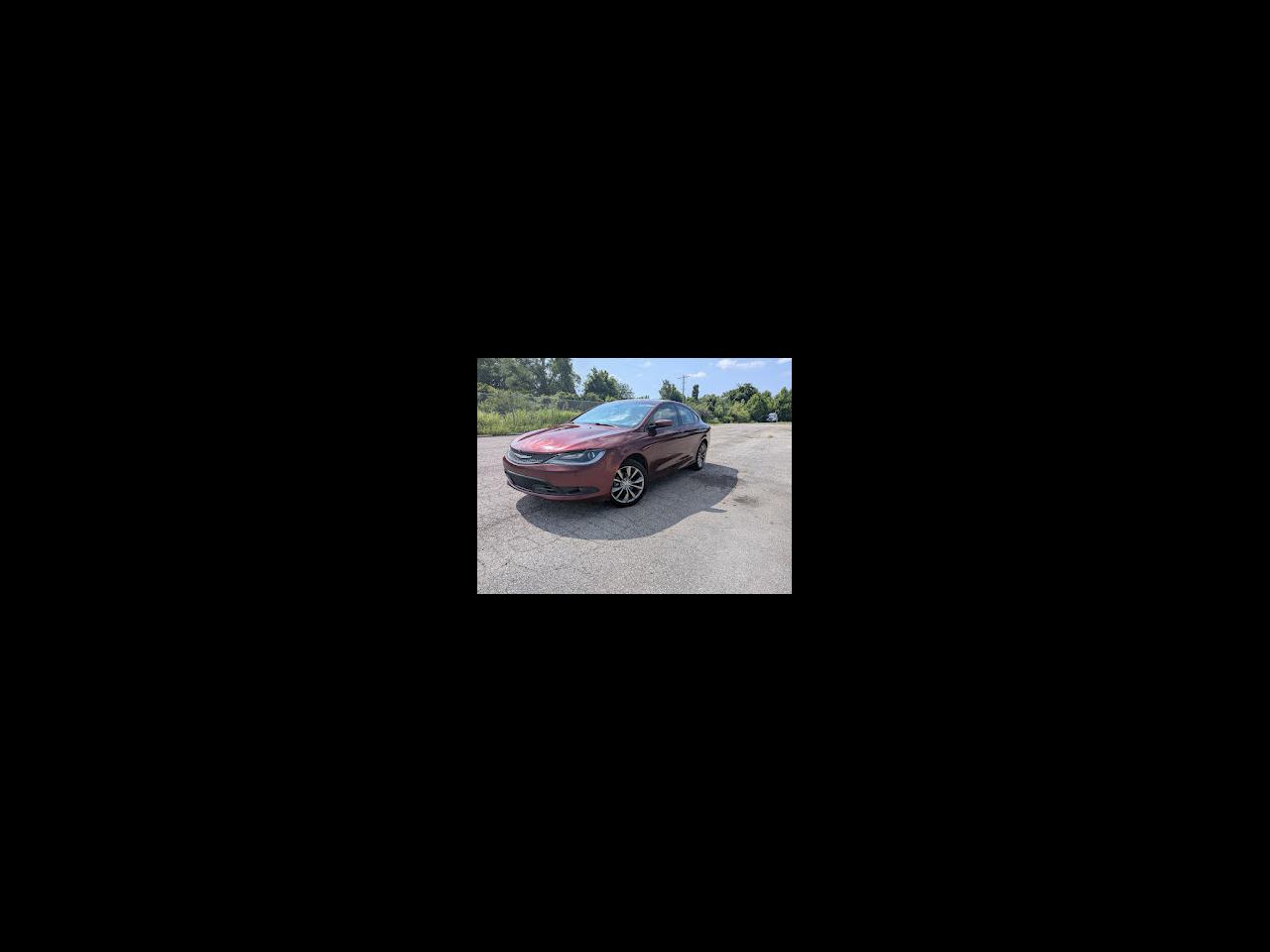 Chrysler 200 4dr Sdn S FWD 2015