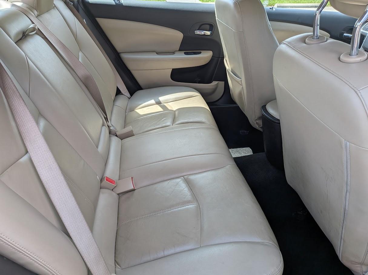 Chrysler 200 4dr Sdn Limited 2013