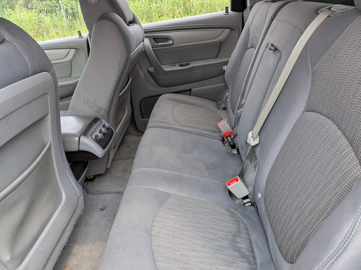 Chevrolet Traverse FWD 4dr LS 2013