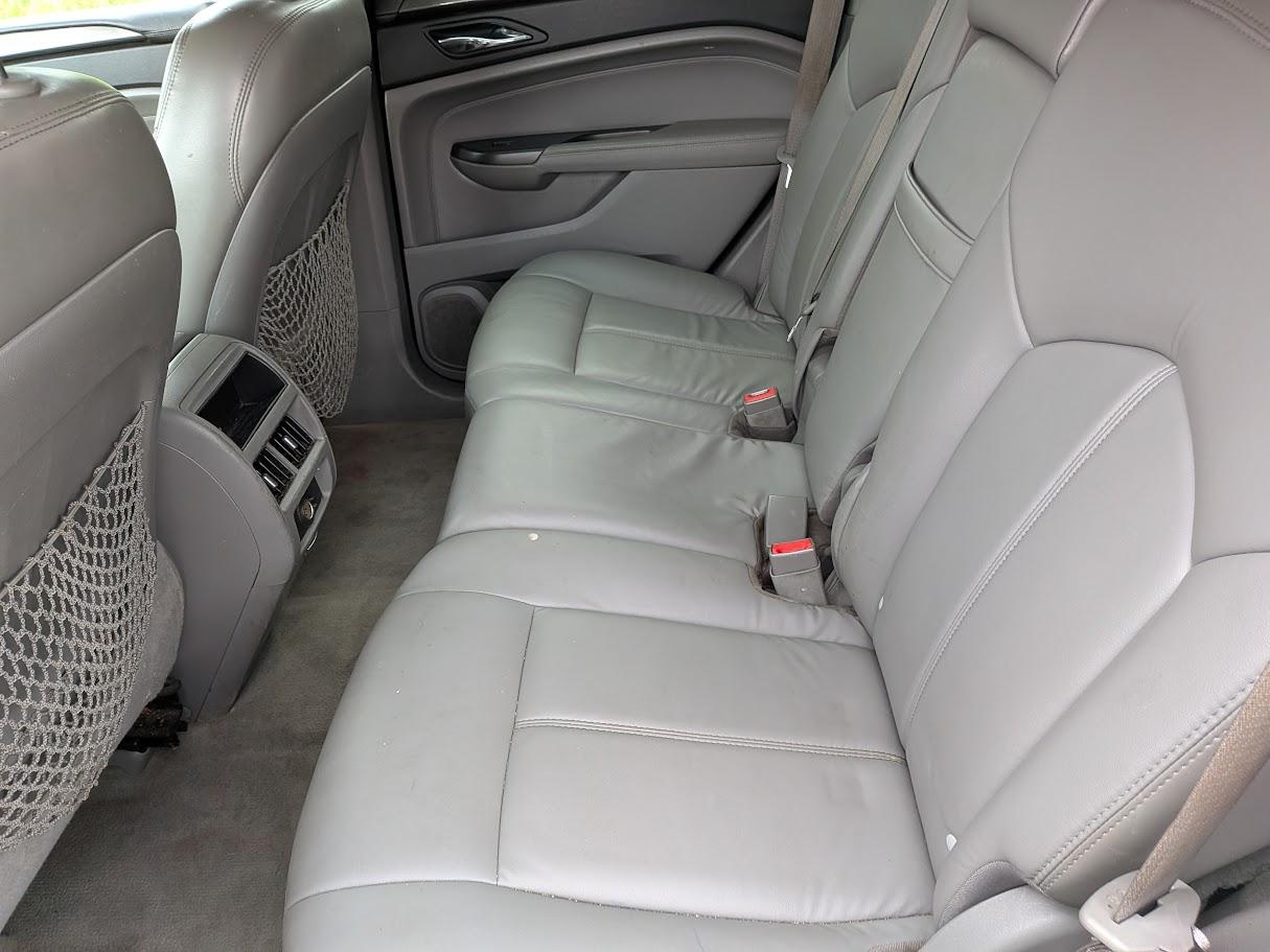 Cadillac SRX FWD 4dr Base 2012