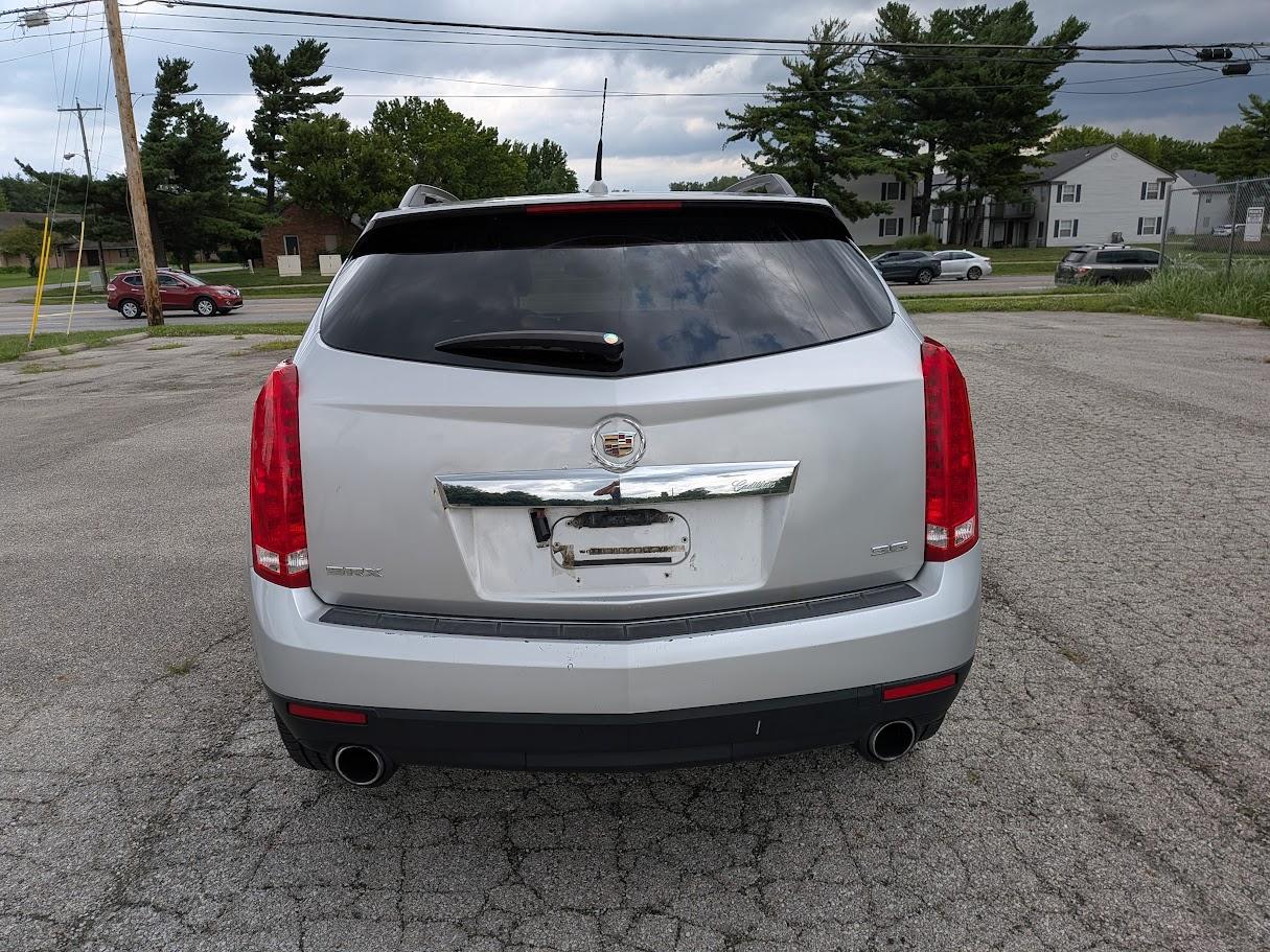 Cadillac SRX FWD 4dr Base 2012