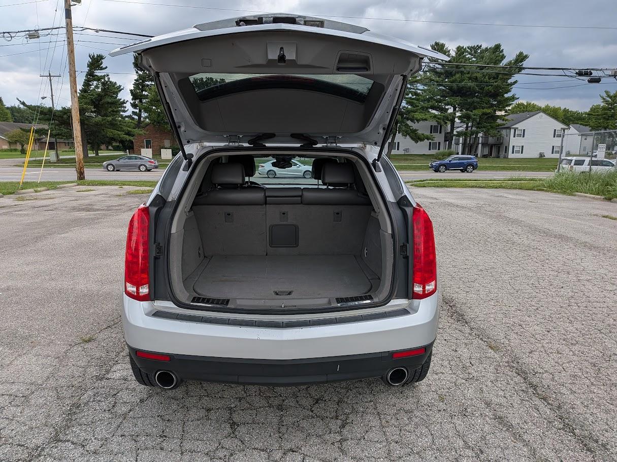 Cadillac SRX FWD 4dr Base 2012