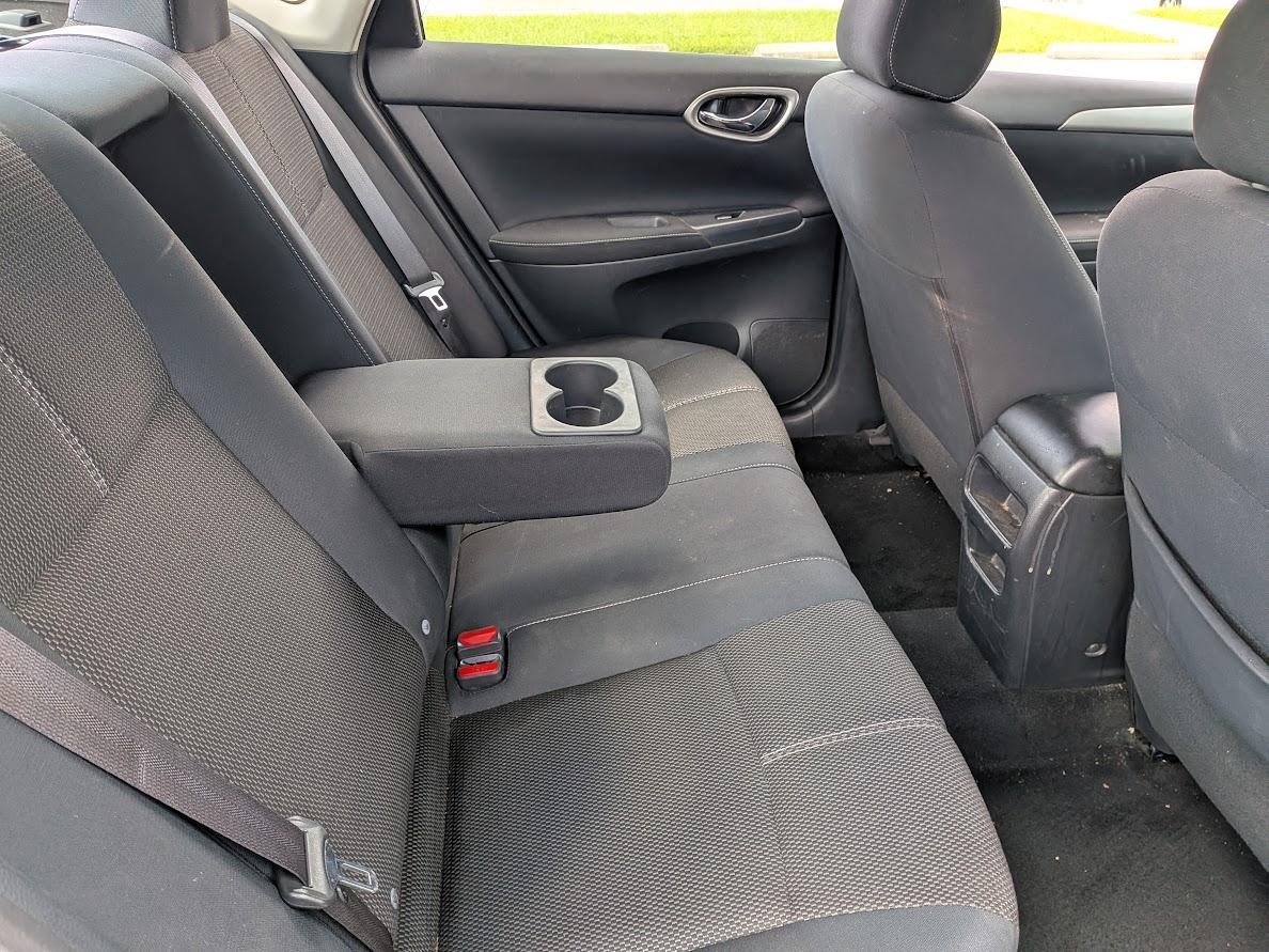 Nissan Sentra 4dr Sdn I4 CVT S 2015