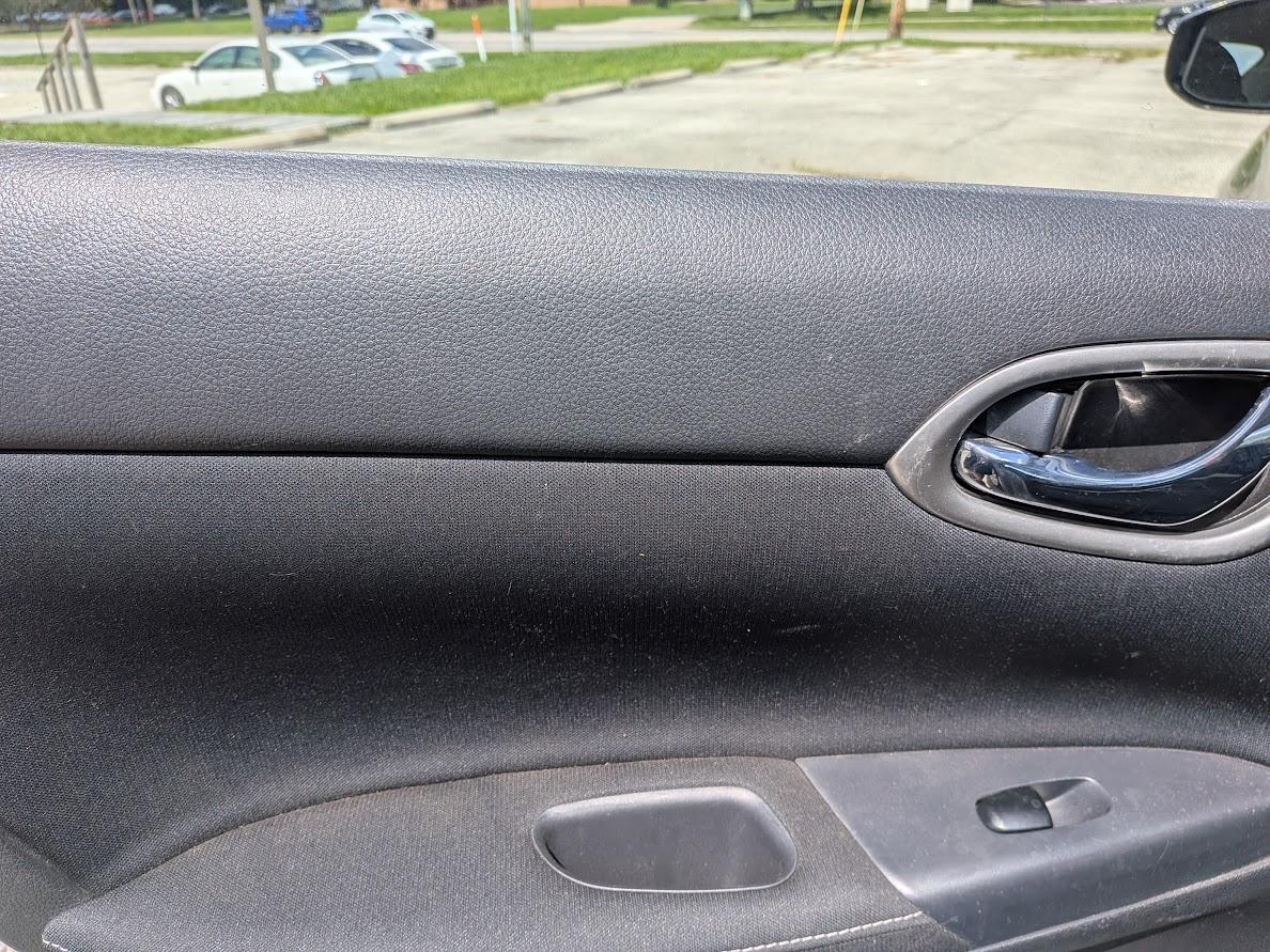 Nissan Sentra 4dr Sdn I4 CVT S 2015