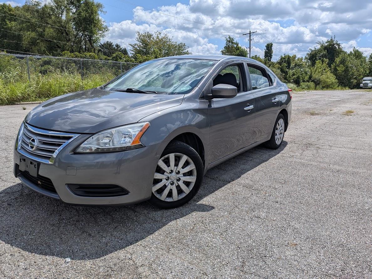 Nissan Sentra 4dr Sdn I4 CVT S 2015