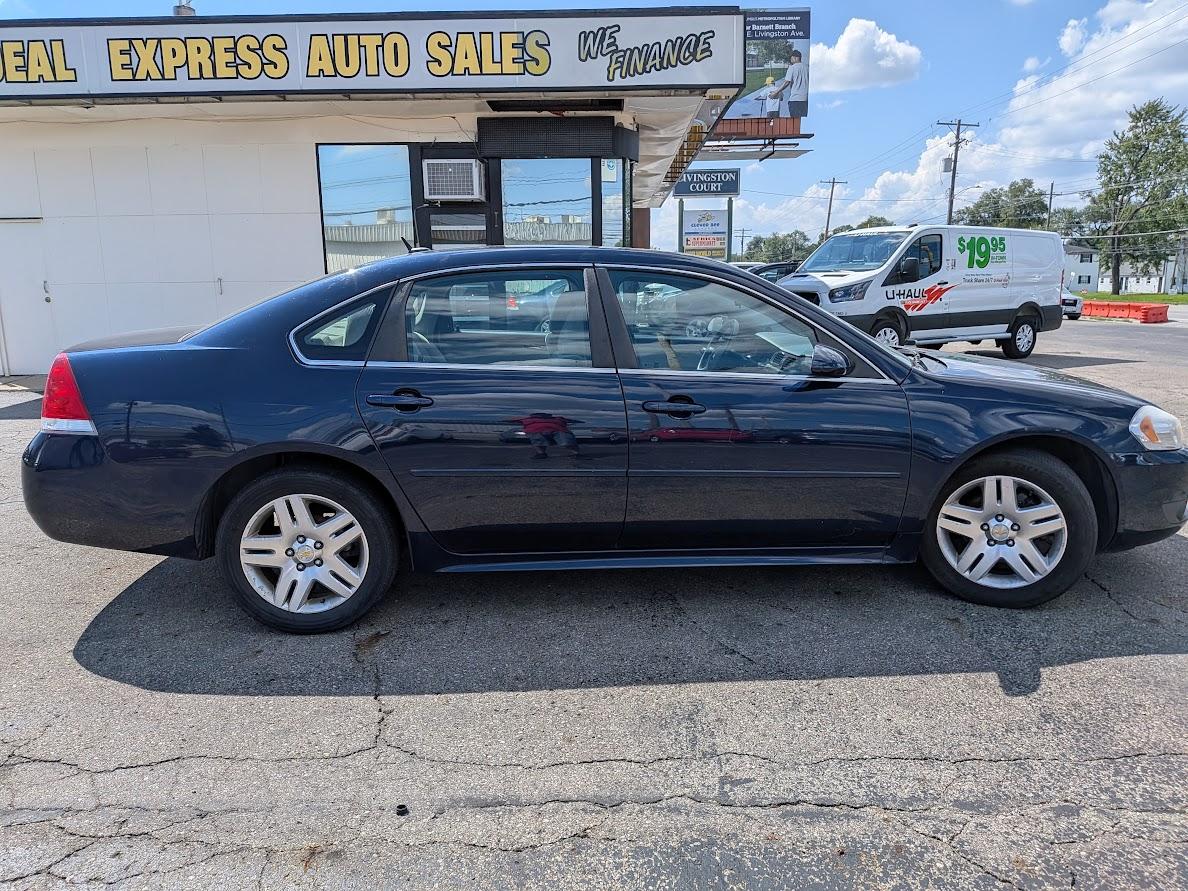 Chevrolet Impala 4dr Sdn LT Retail 2011