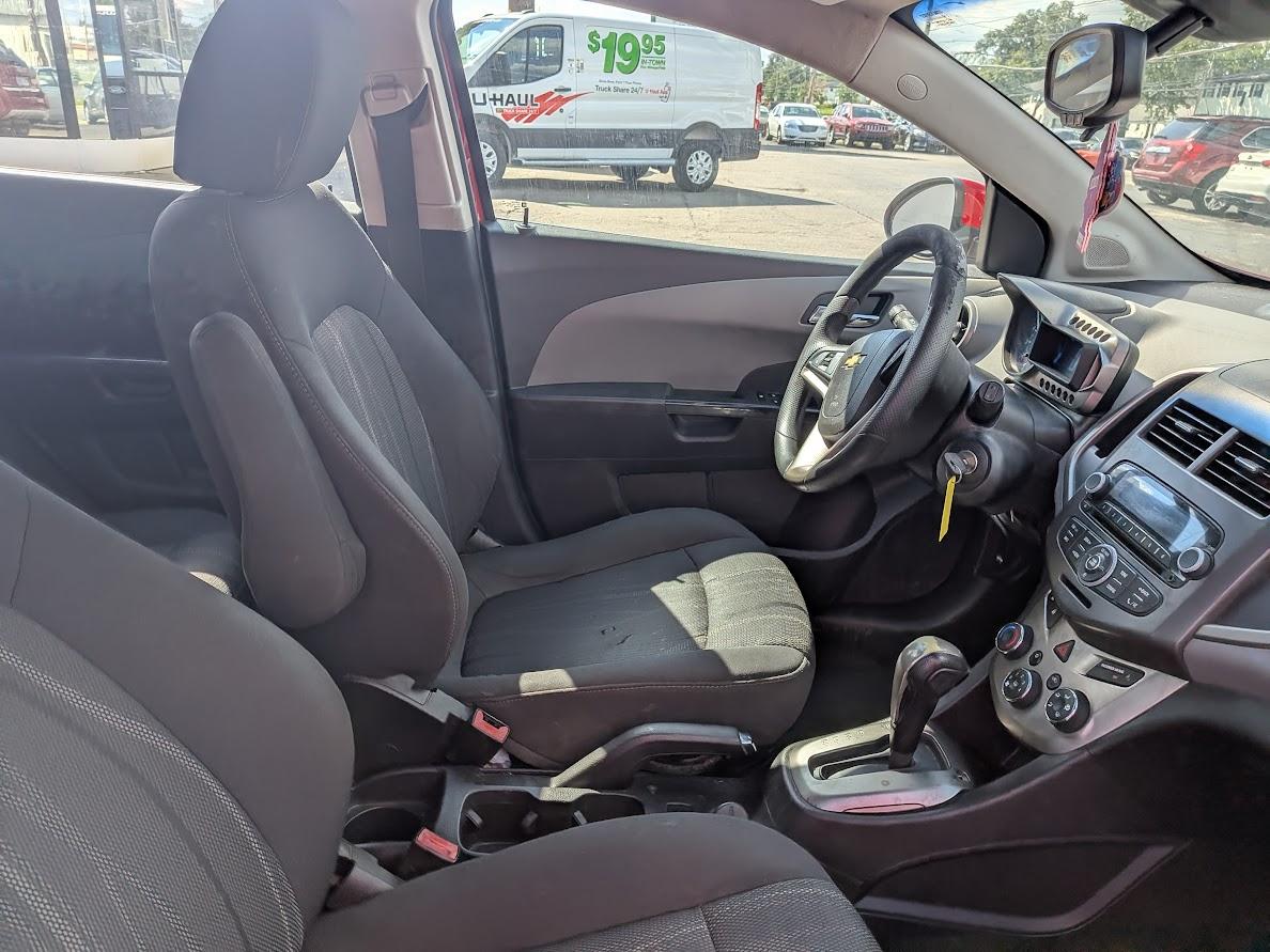 Chevrolet Sonic 5dr HB LT 2LT 2012