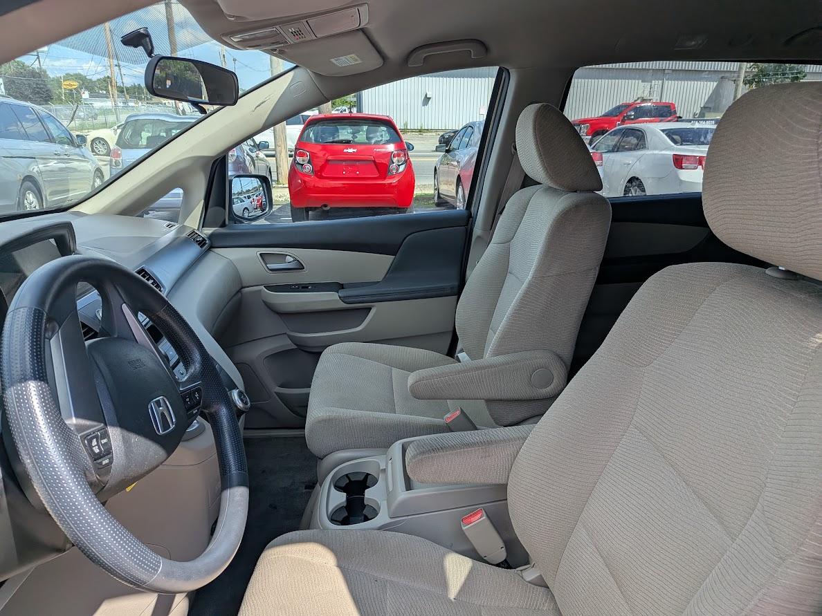 Honda Odyssey 5dr LX 2013