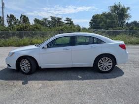 Chrysler 200 4dr Sdn Limited 2013