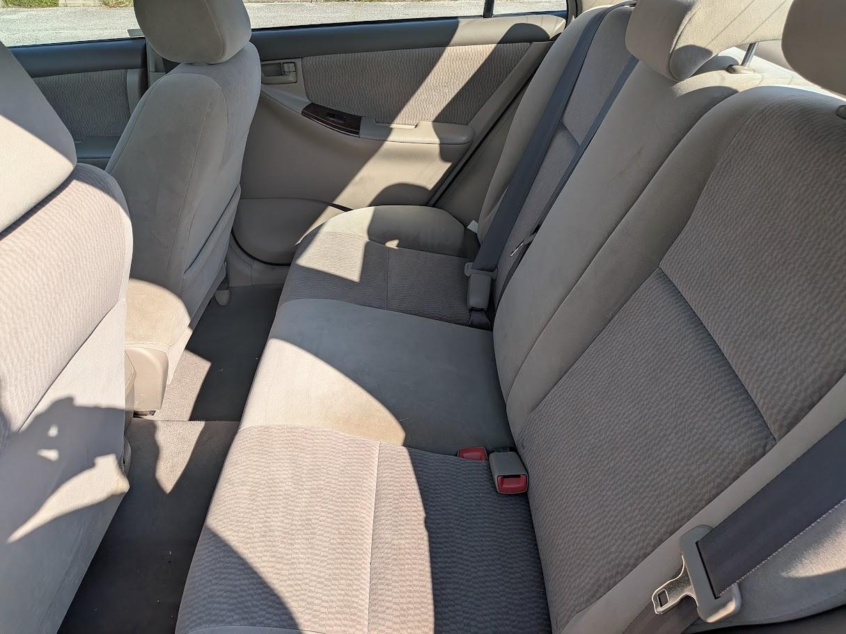 Toyota Corolla 4dr Sdn Man CE (Natl) 2008