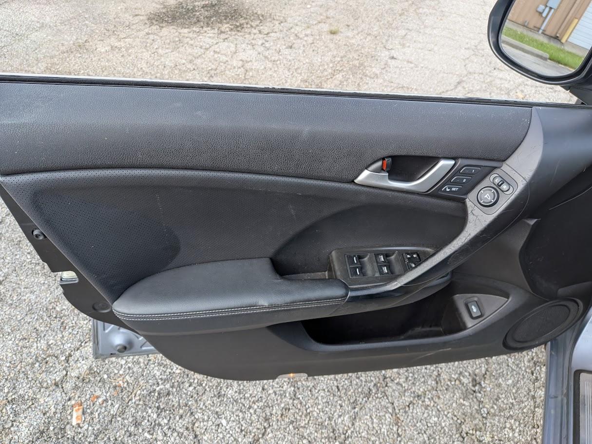 Acura TSX 4dr Sdn I4 Auto 2011