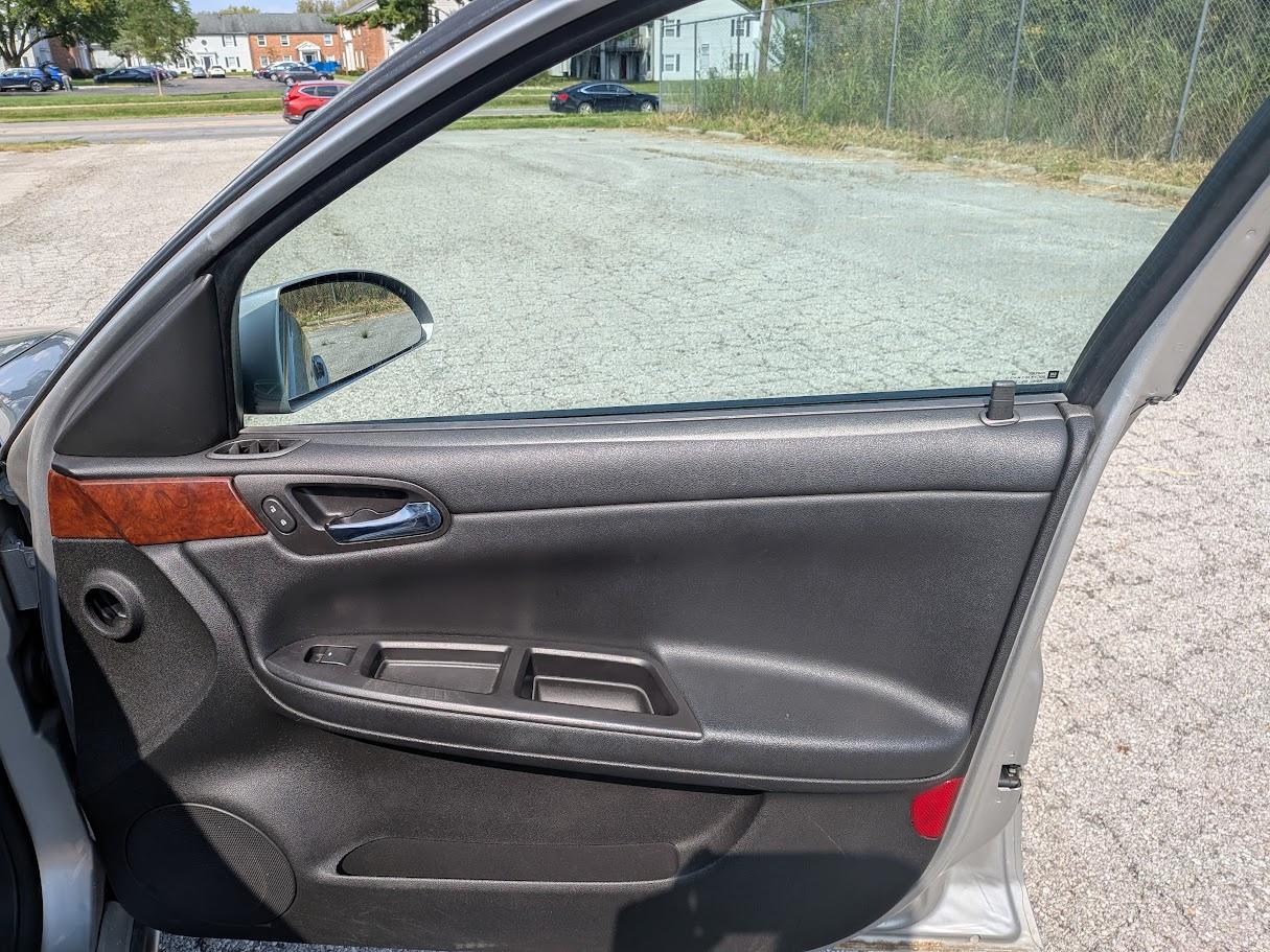 Chevrolet Impala 4dr Sdn LT 3.5L 2006
