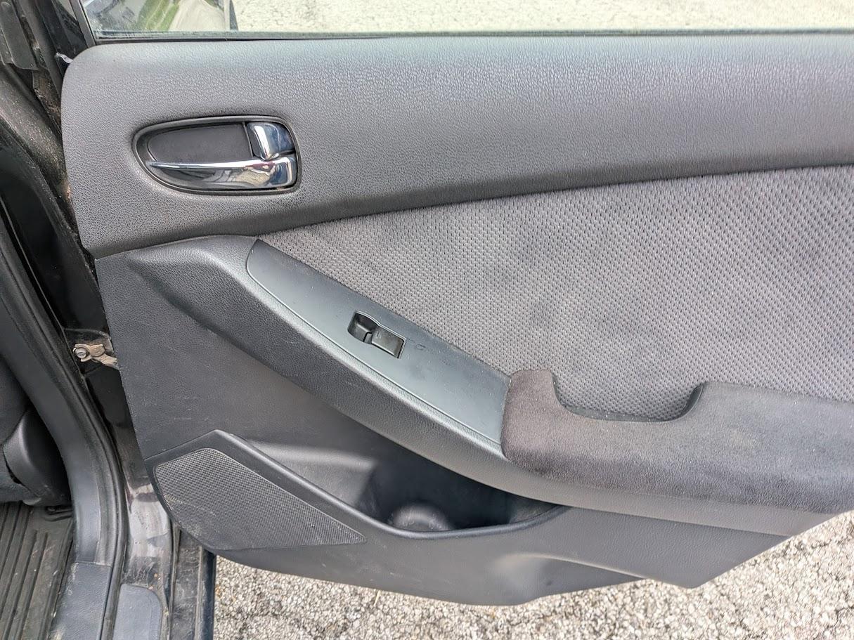 Nissan Altima 4dr Sdn I4 CVT 2.5 S 2007