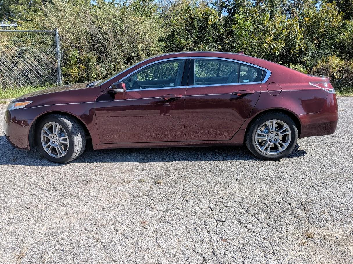 Acura TL 4dr Sdn 2WD 2009