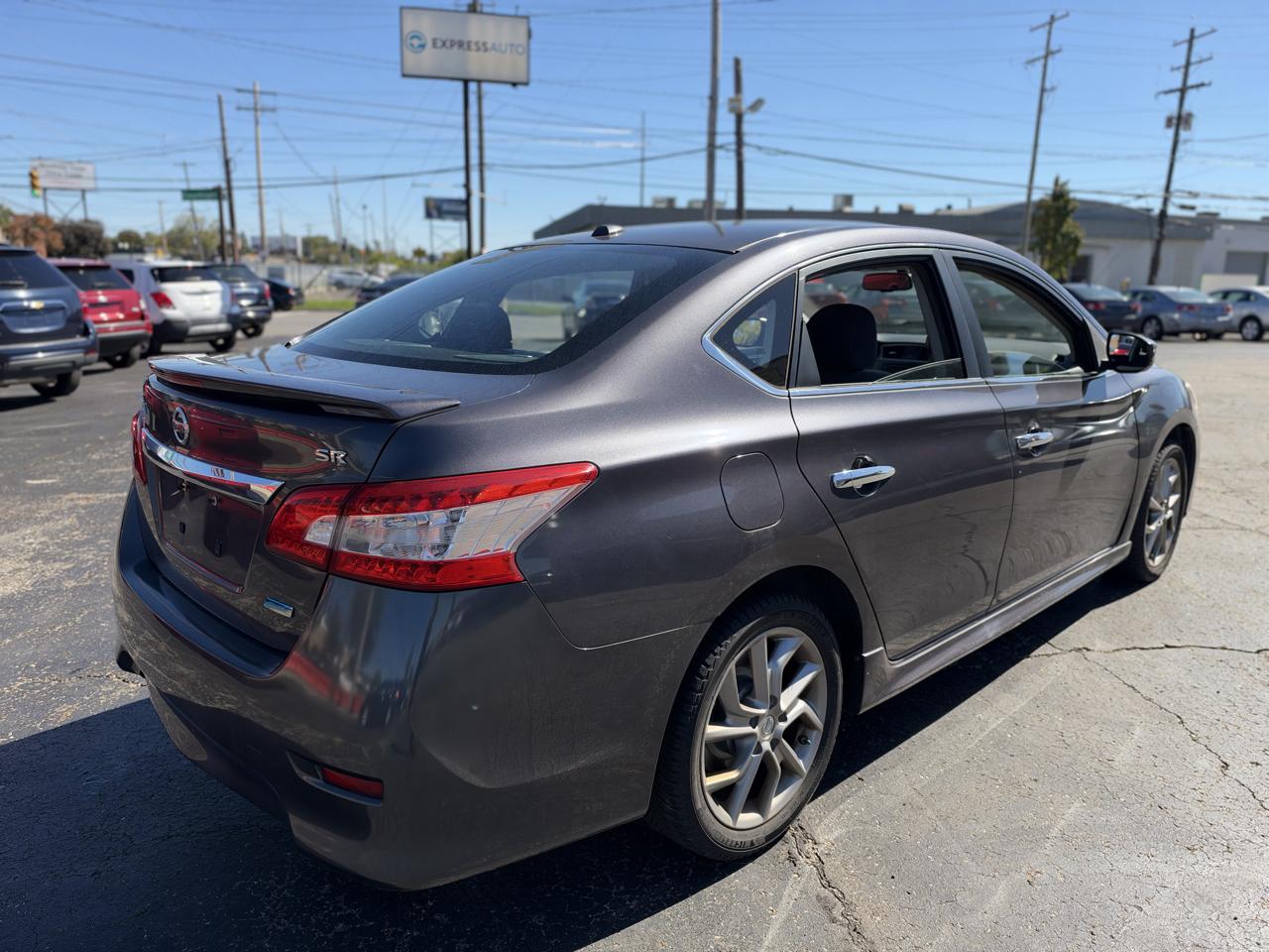 Nissan Sentra 4dr Sdn I4 CVT SR 2013