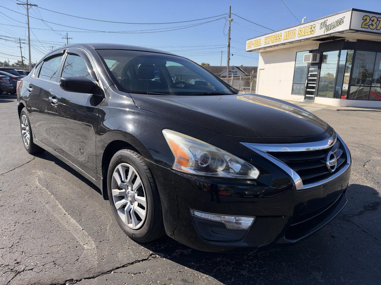 Nissan Altima photo 4