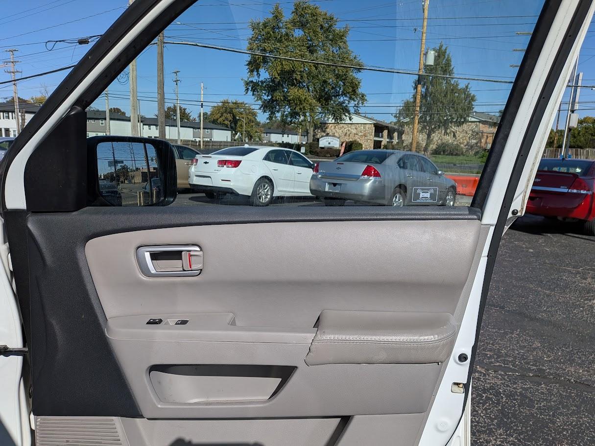 Honda Pilot 4WD 4dr Touring w/Navi 2010