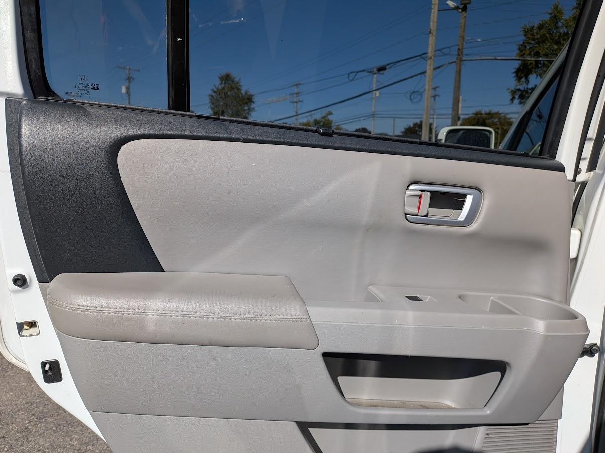 Honda Pilot 4WD 4dr Touring w/Navi 2010