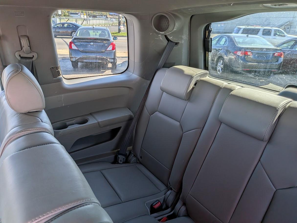 Honda Pilot 4WD 4dr Touring w/Navi 2010