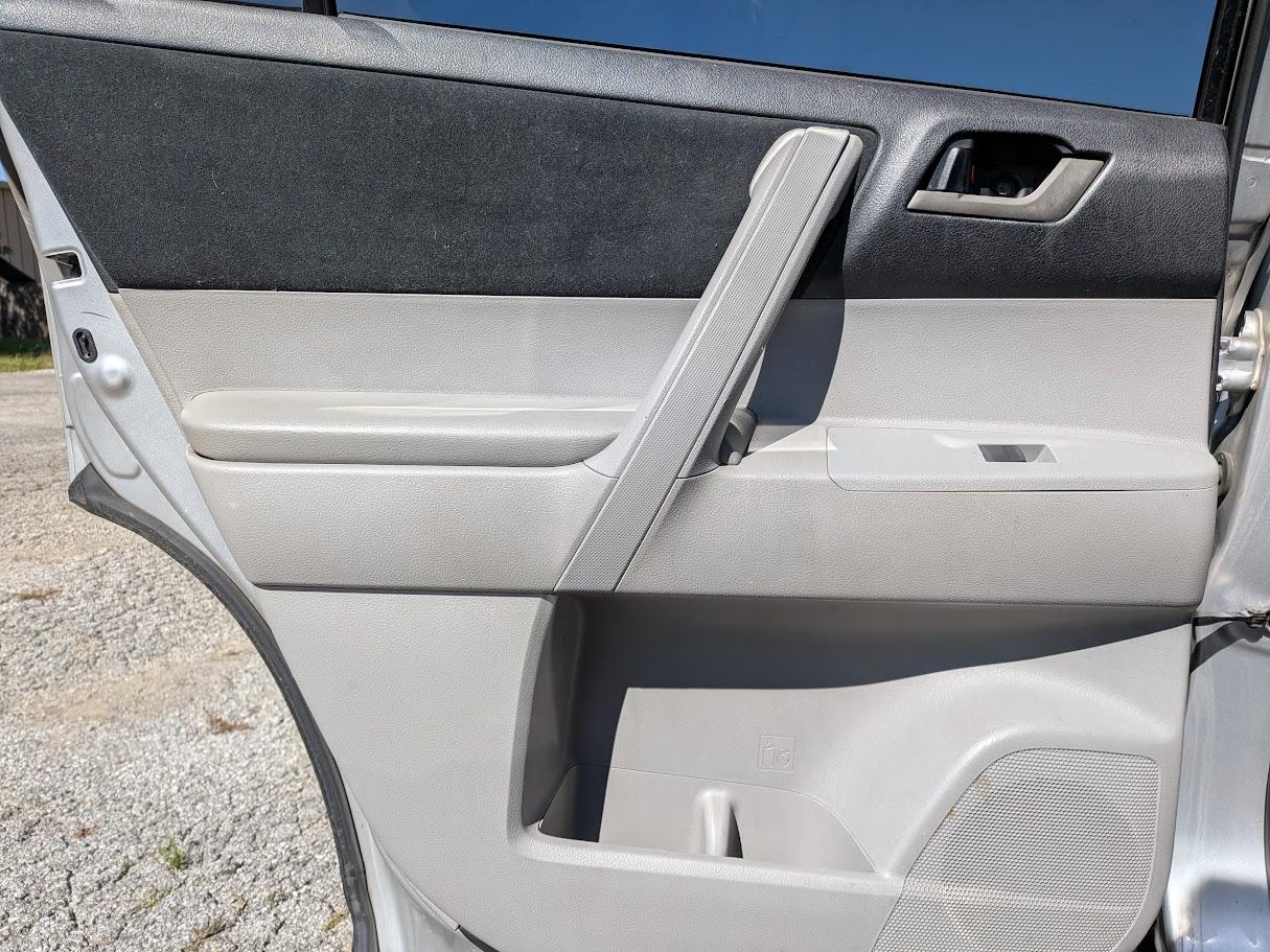 Toyota Highlander photo 15
