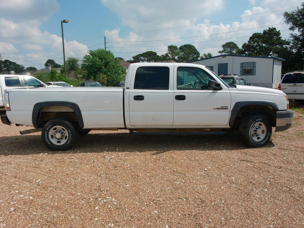 Chevrolet Silverado 2500HD 2WD Crew Cab 167.7" Work Truck 2005