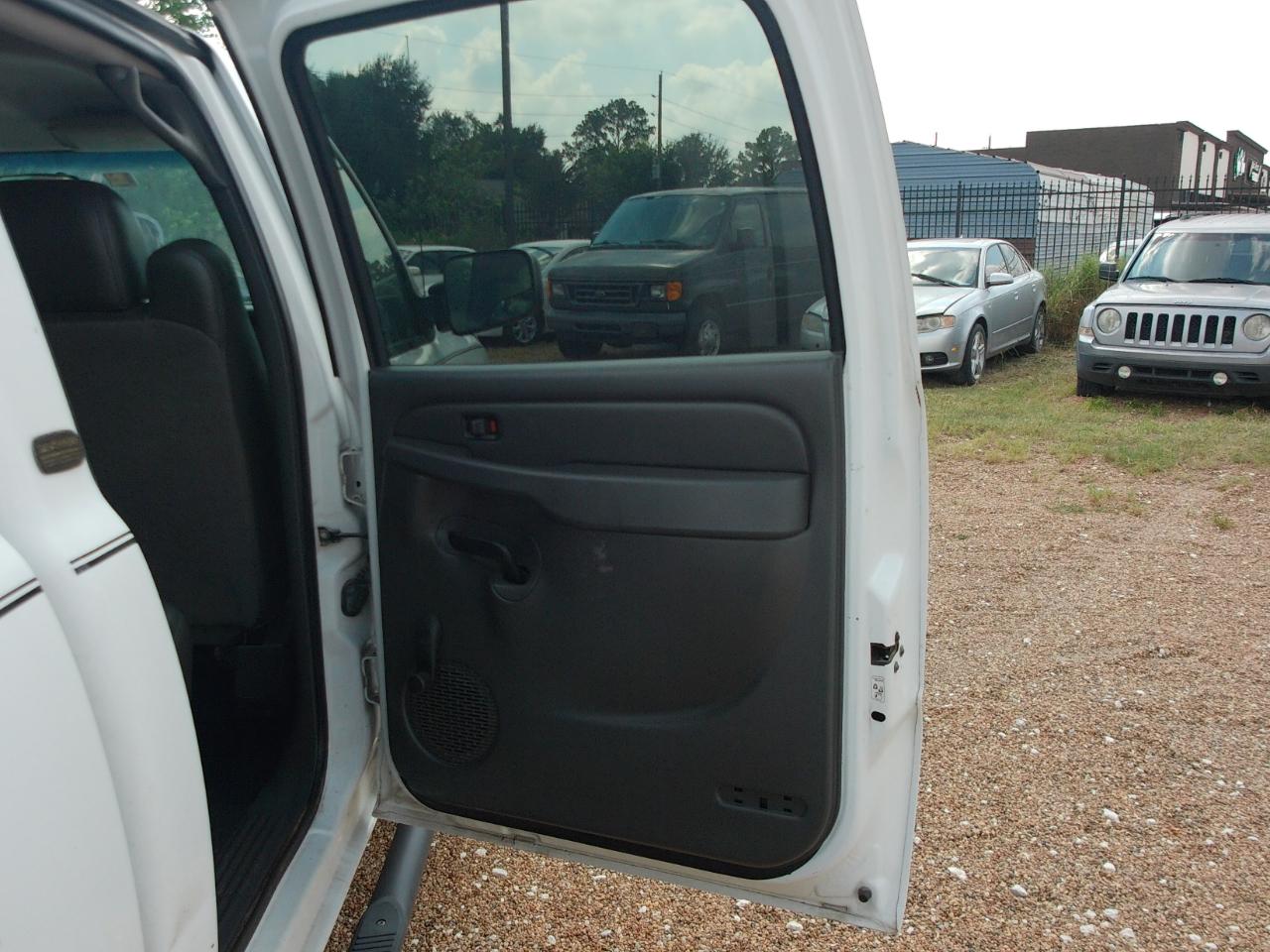 Chevrolet Silverado 2500HD 2WD Crew Cab 167.7" Work Truck 2005