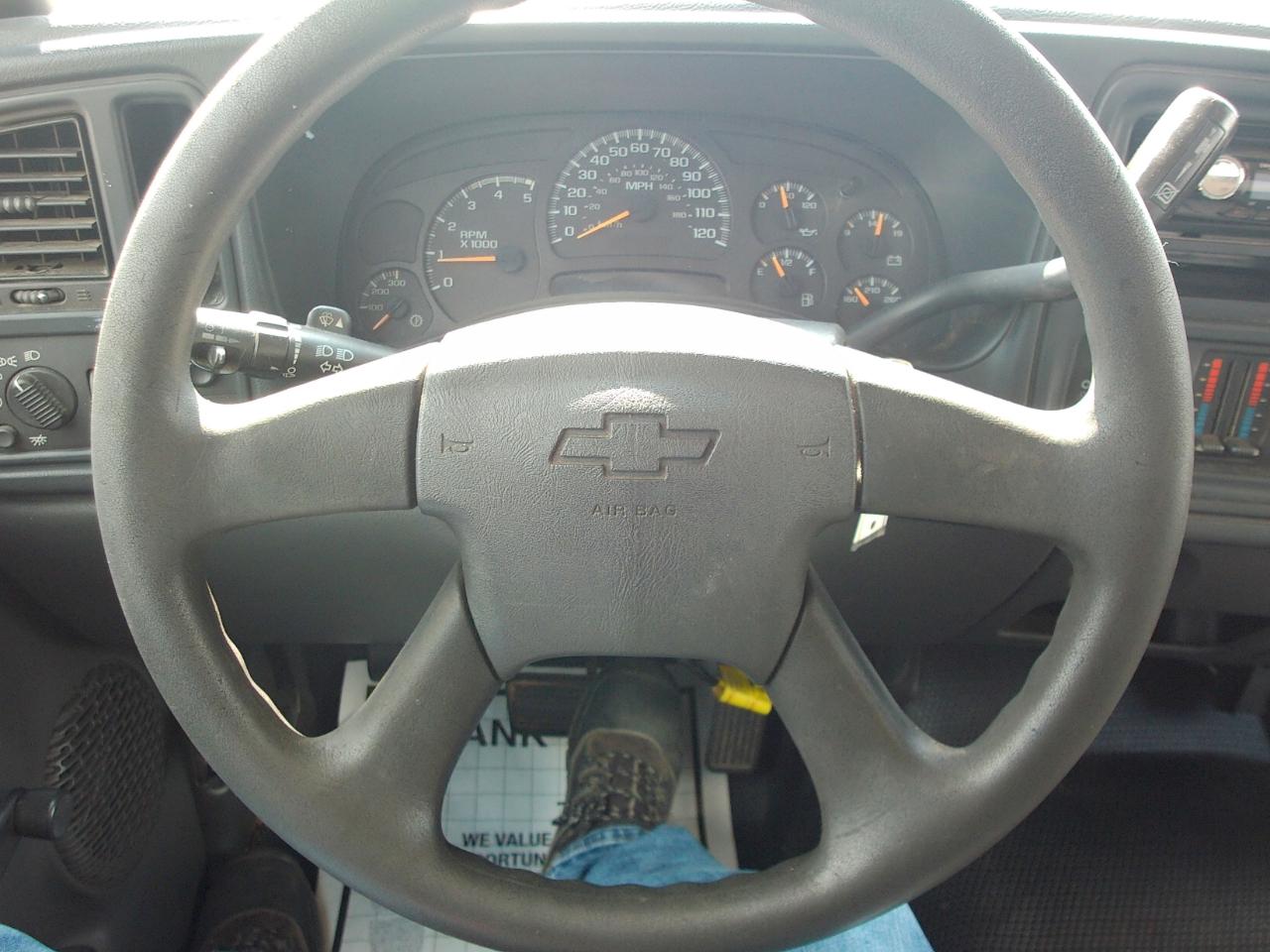 Chevrolet Silverado 2500HD 2WD Crew Cab 167.7" Work Truck 2005