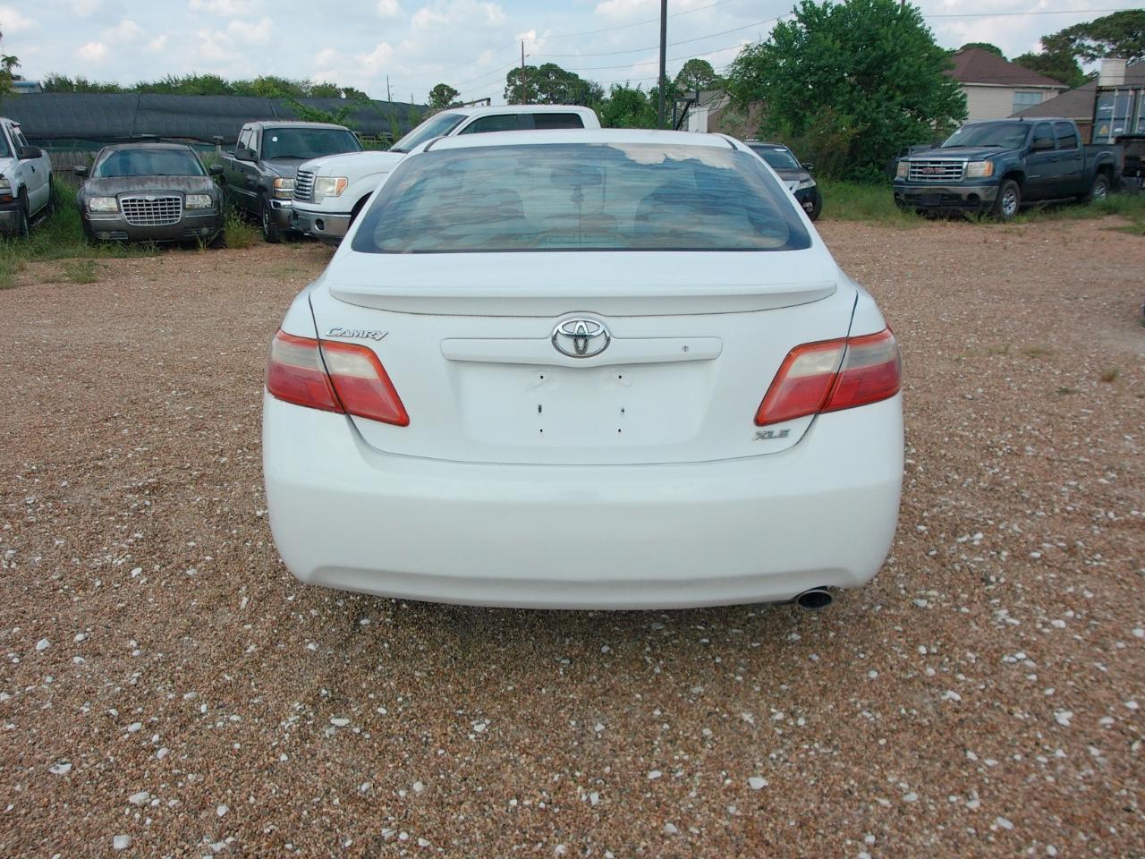 Toyota Camry 4dr Sdn XLE V6 Auto (Natl) 2009