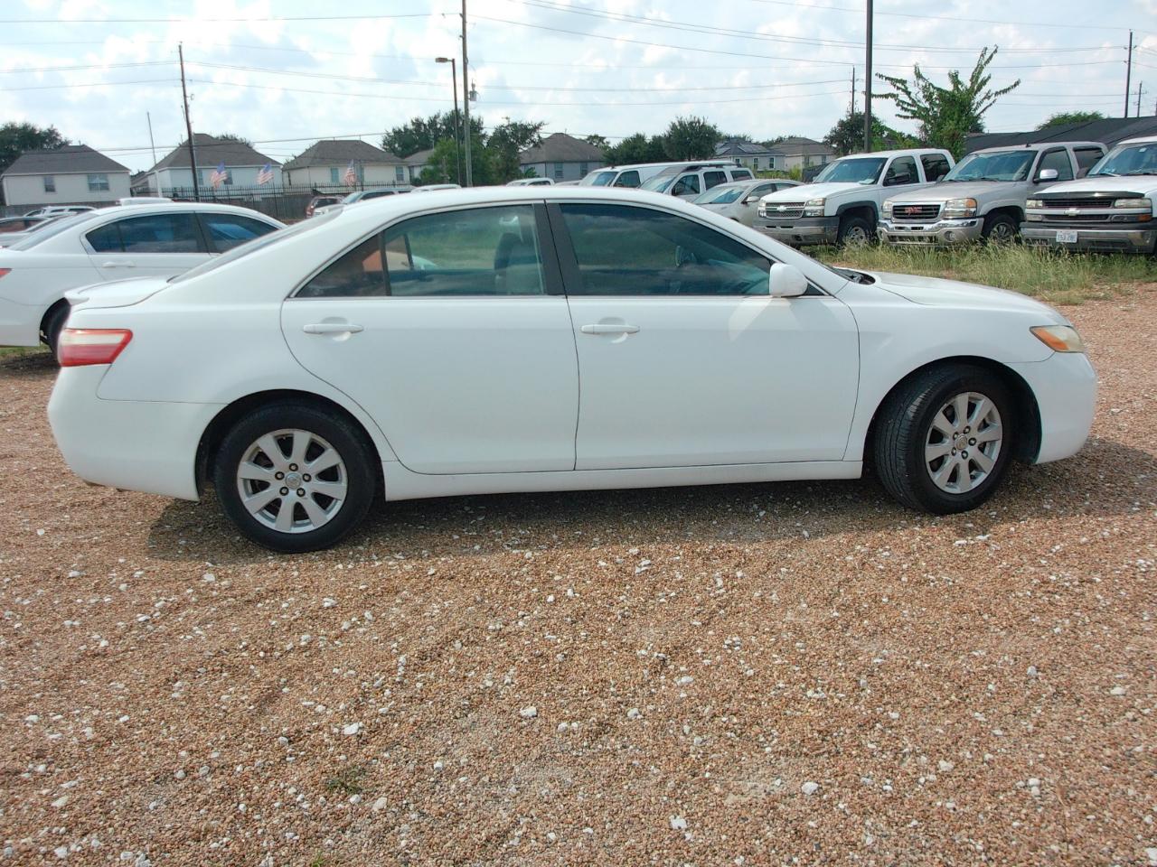 Toyota Camry 4dr Sdn XLE V6 Auto (Natl) 2009