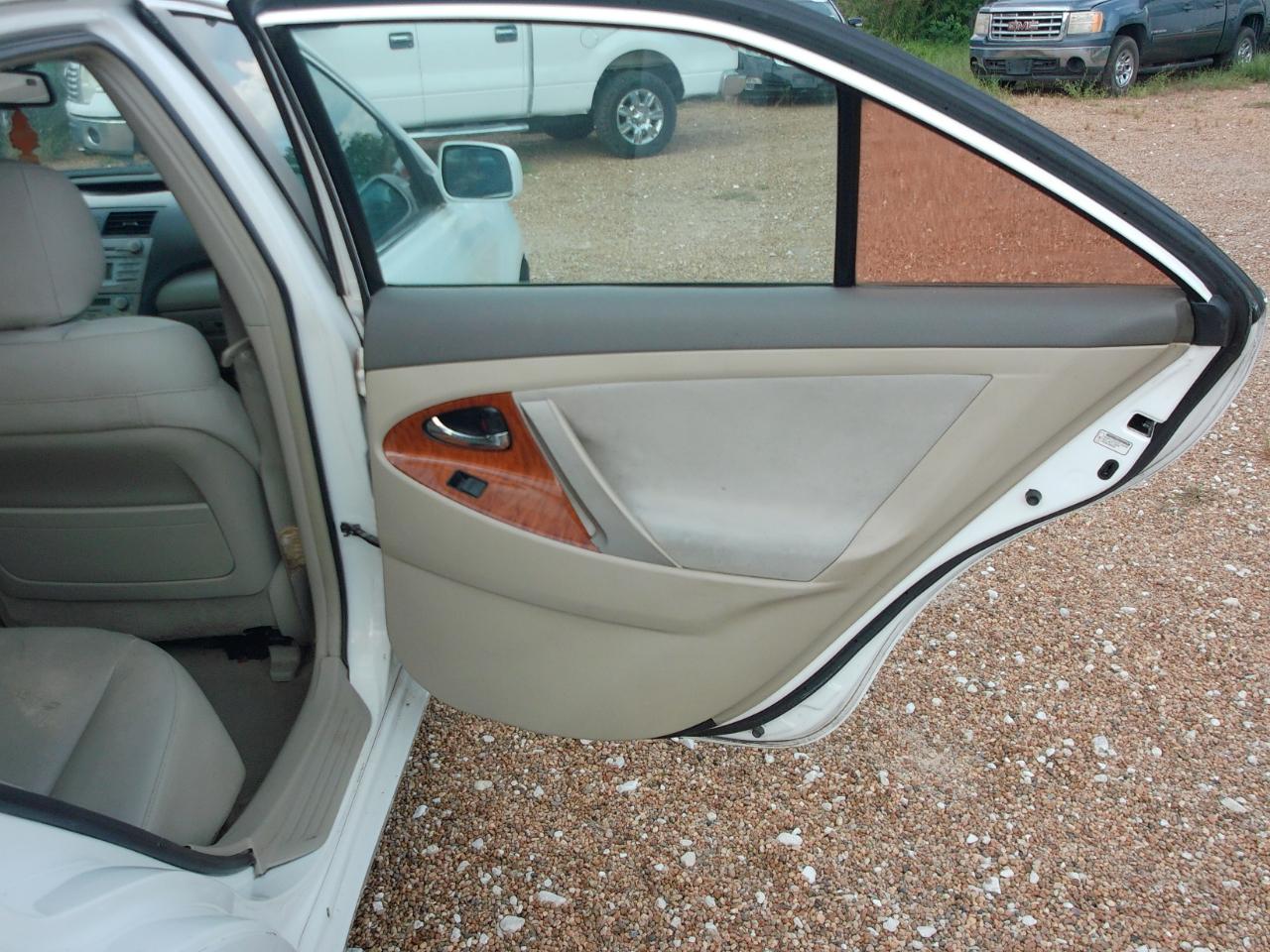 Toyota Camry 4dr Sdn XLE V6 Auto (Natl) 2009