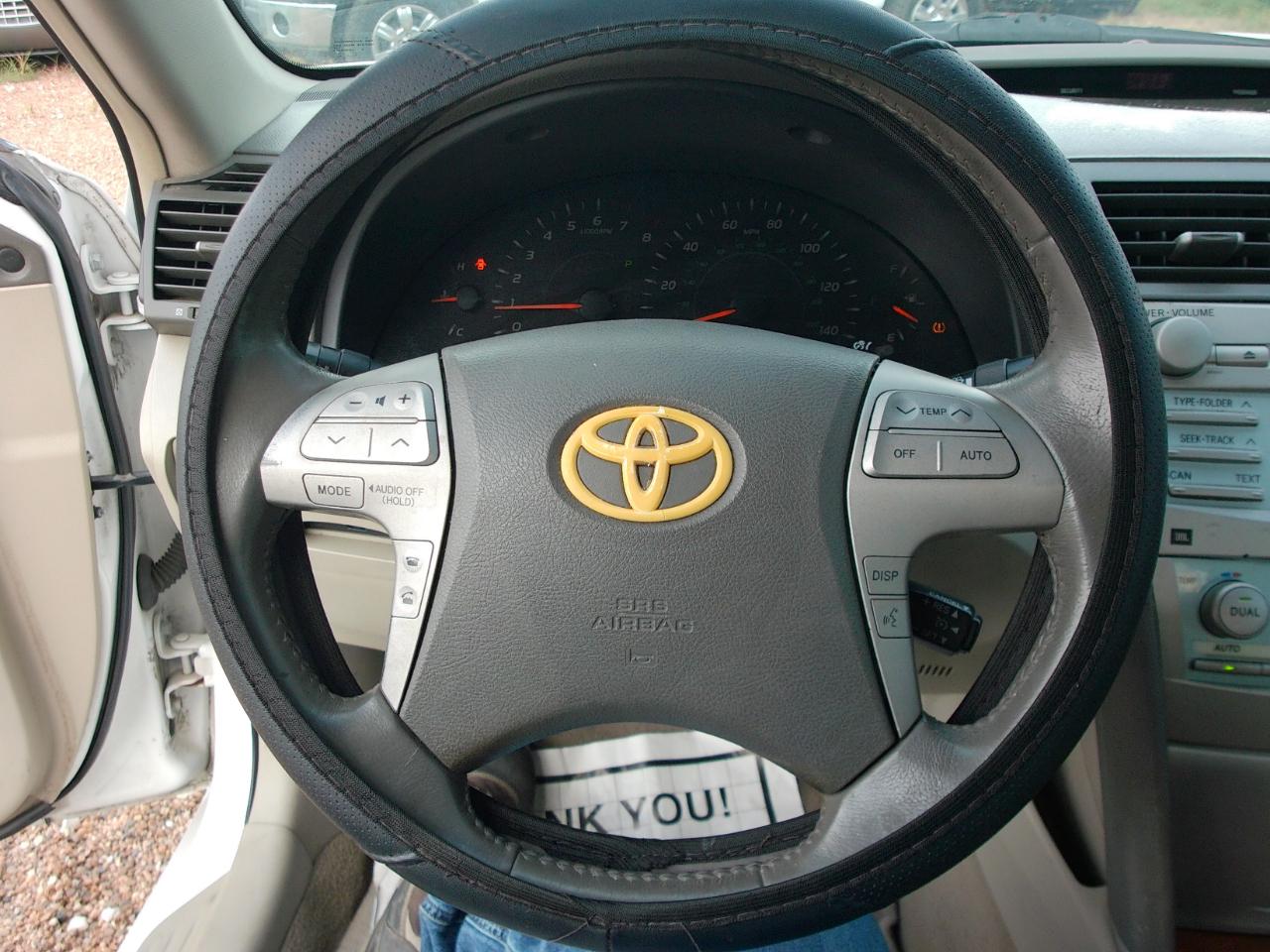 Toyota Camry 4dr Sdn XLE V6 Auto (Natl) 2009