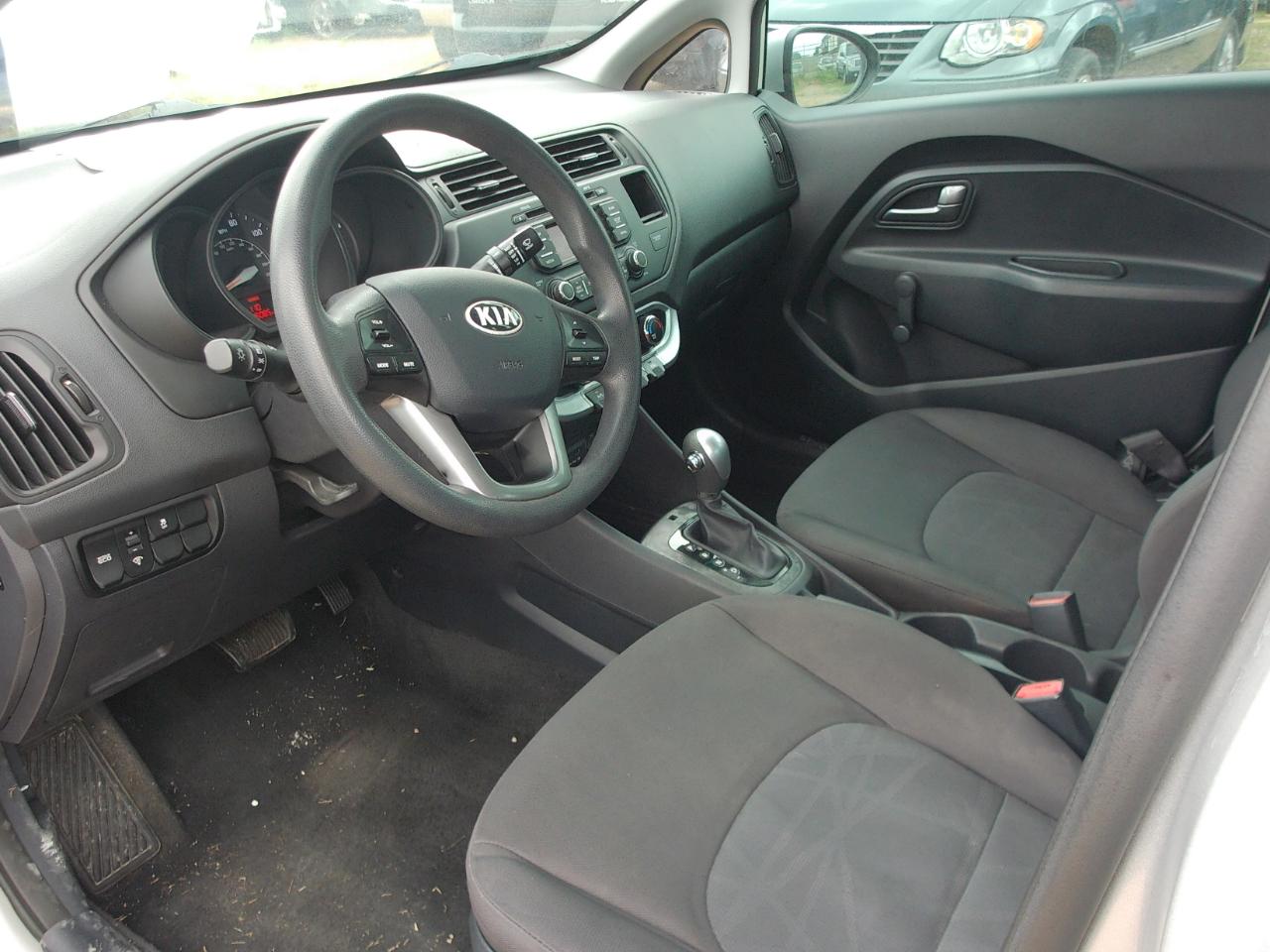 Kia Rio  2014